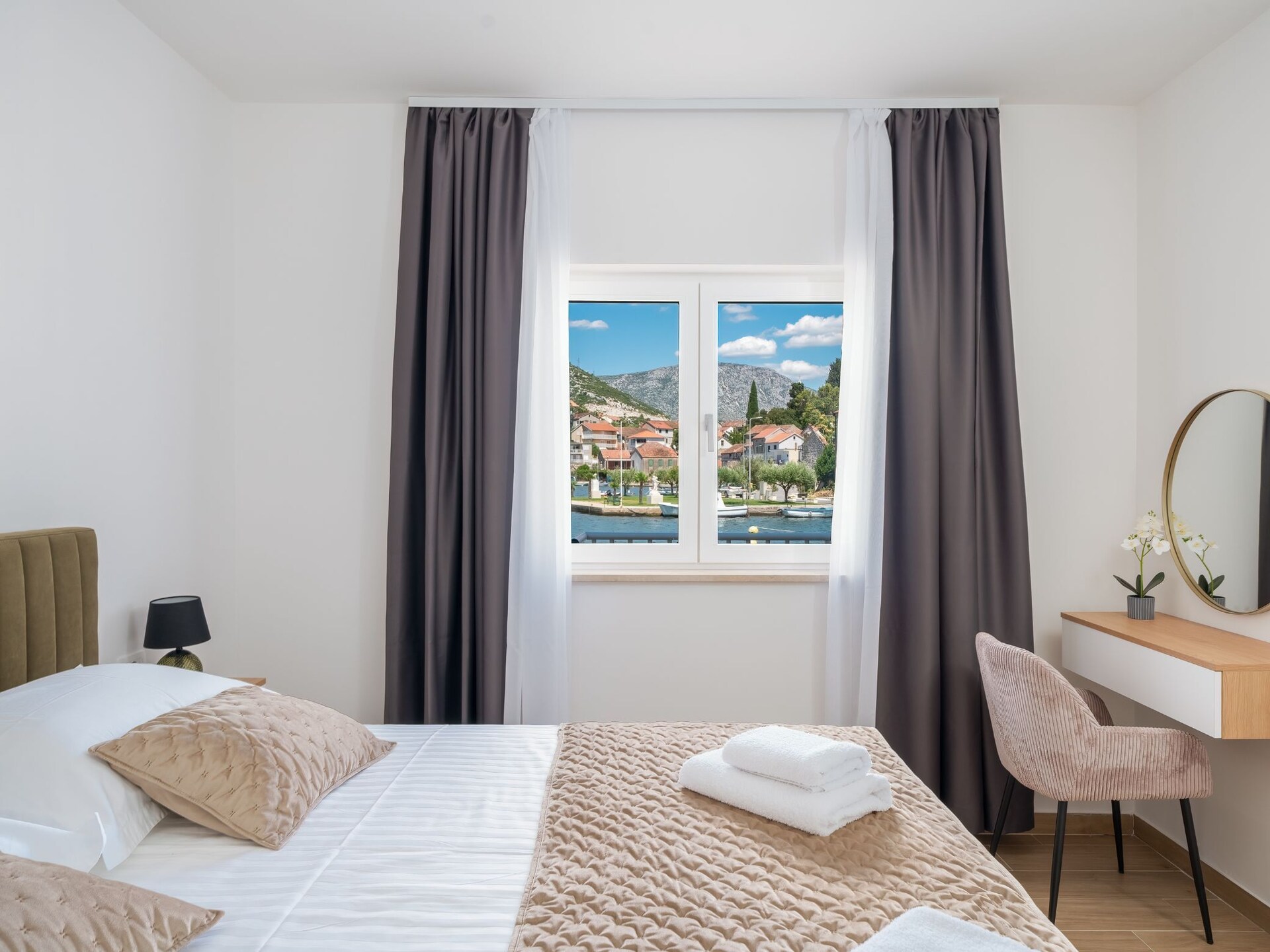 Luxe Villa Senka in Rogotin: Rust en Comfort voor 8 Personen - foto 10