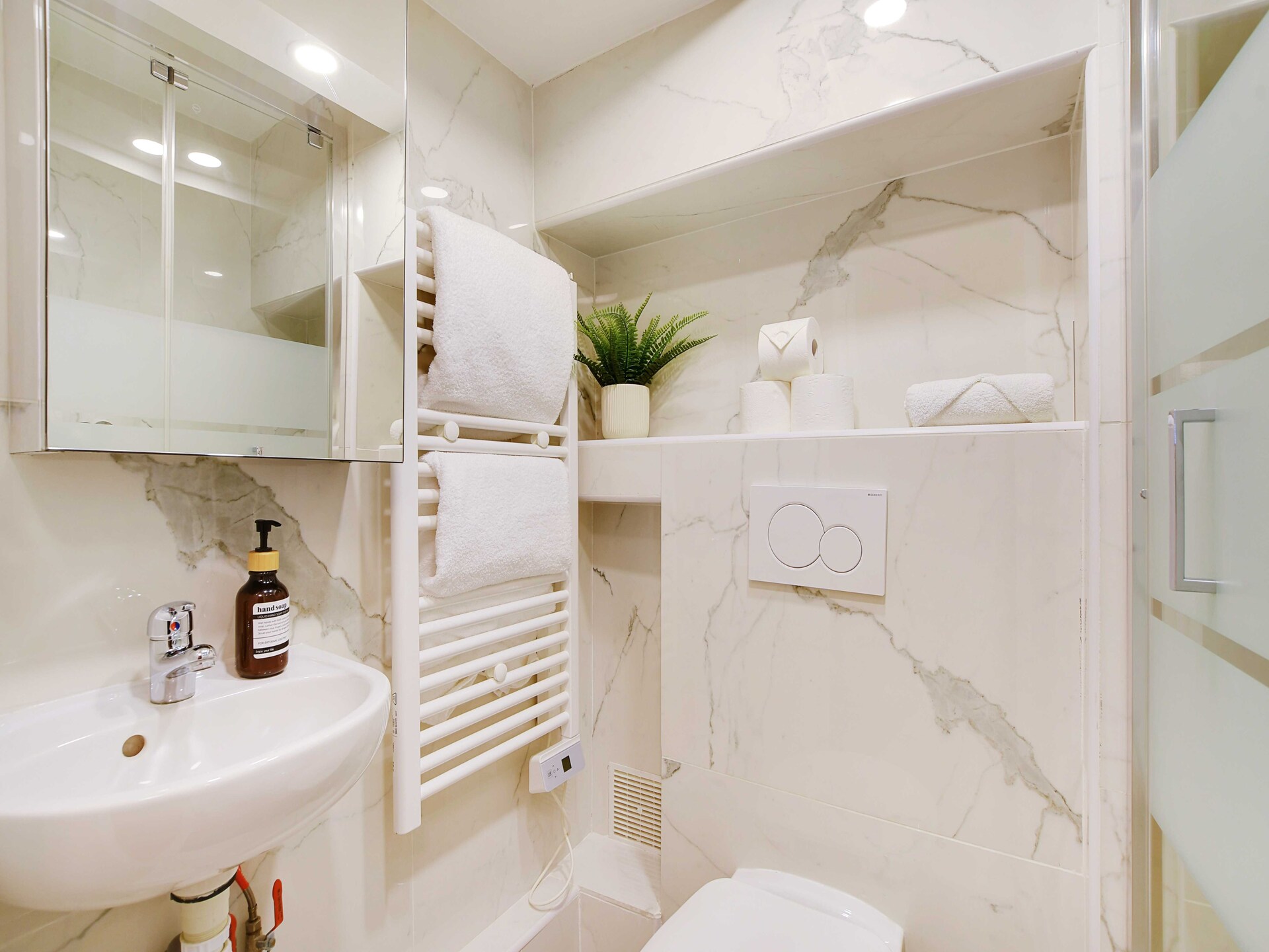 Karaktervol appartement in de Marais, vlakbij Place de la République - foto 44