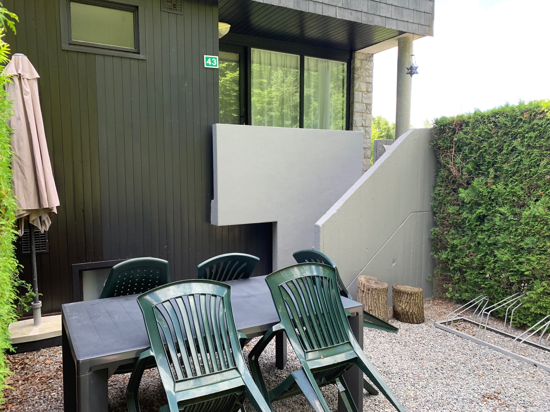 Knus 4-persoons vakantiehuis met terras in Hotton - foto 32