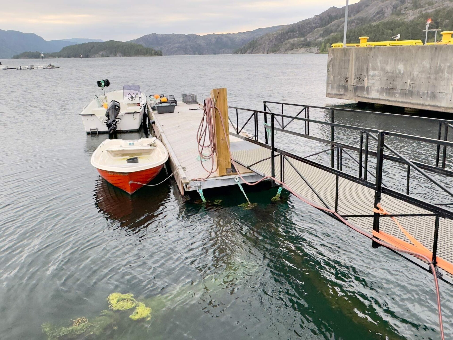 Authentiek vissershuis aan het water met panoramisch uitzicht op zee in Huglo - foto 8