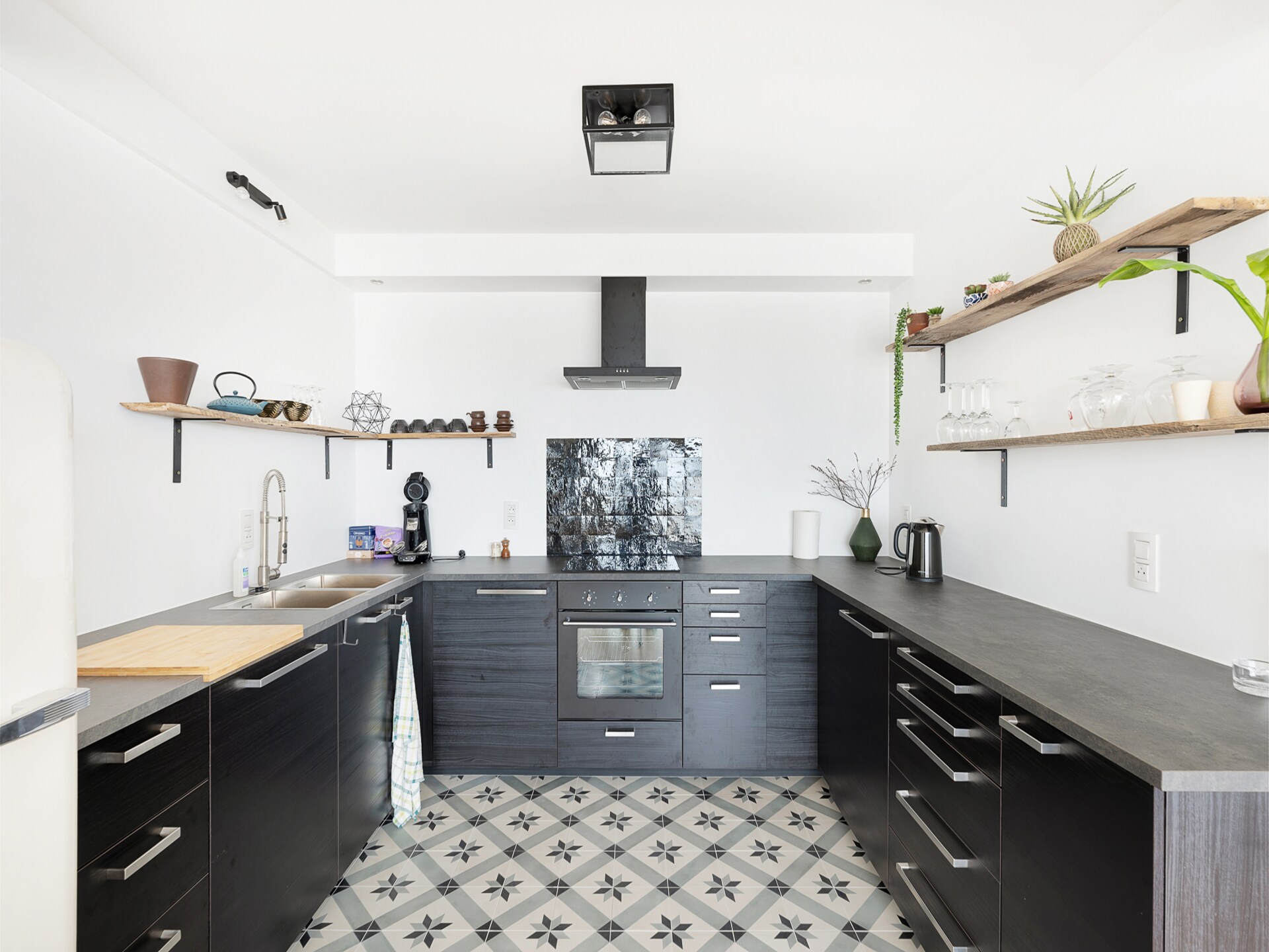 Panoramisch appartement op 8e verdieping met zeezicht en 3 slaapkamers - foto 2