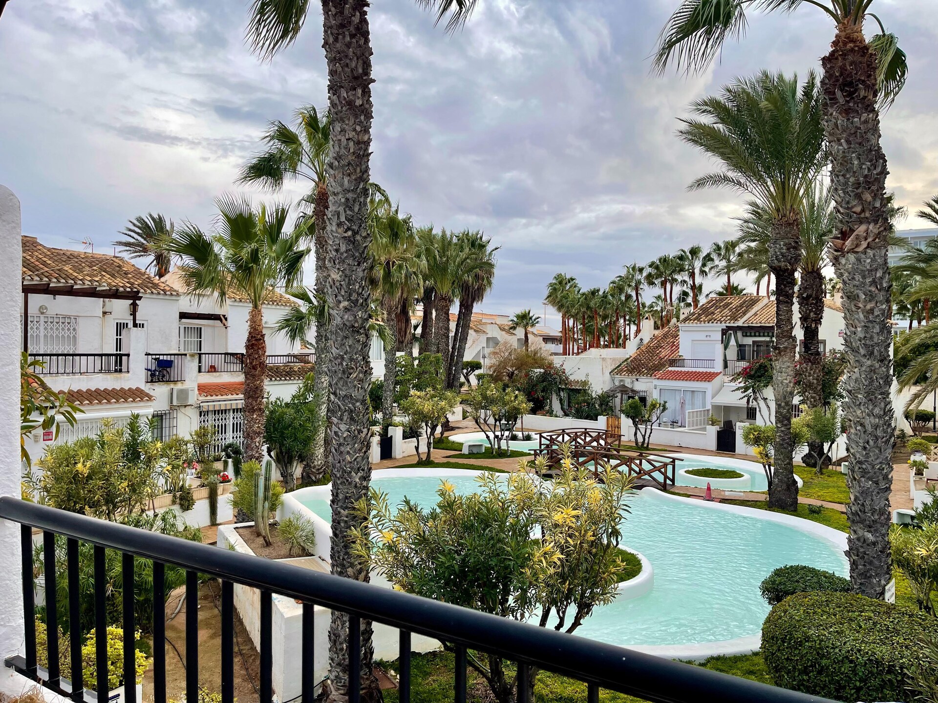Aan het strand: Charmante bungalow voor 2 personen in Roquetas de Mar - foto 33