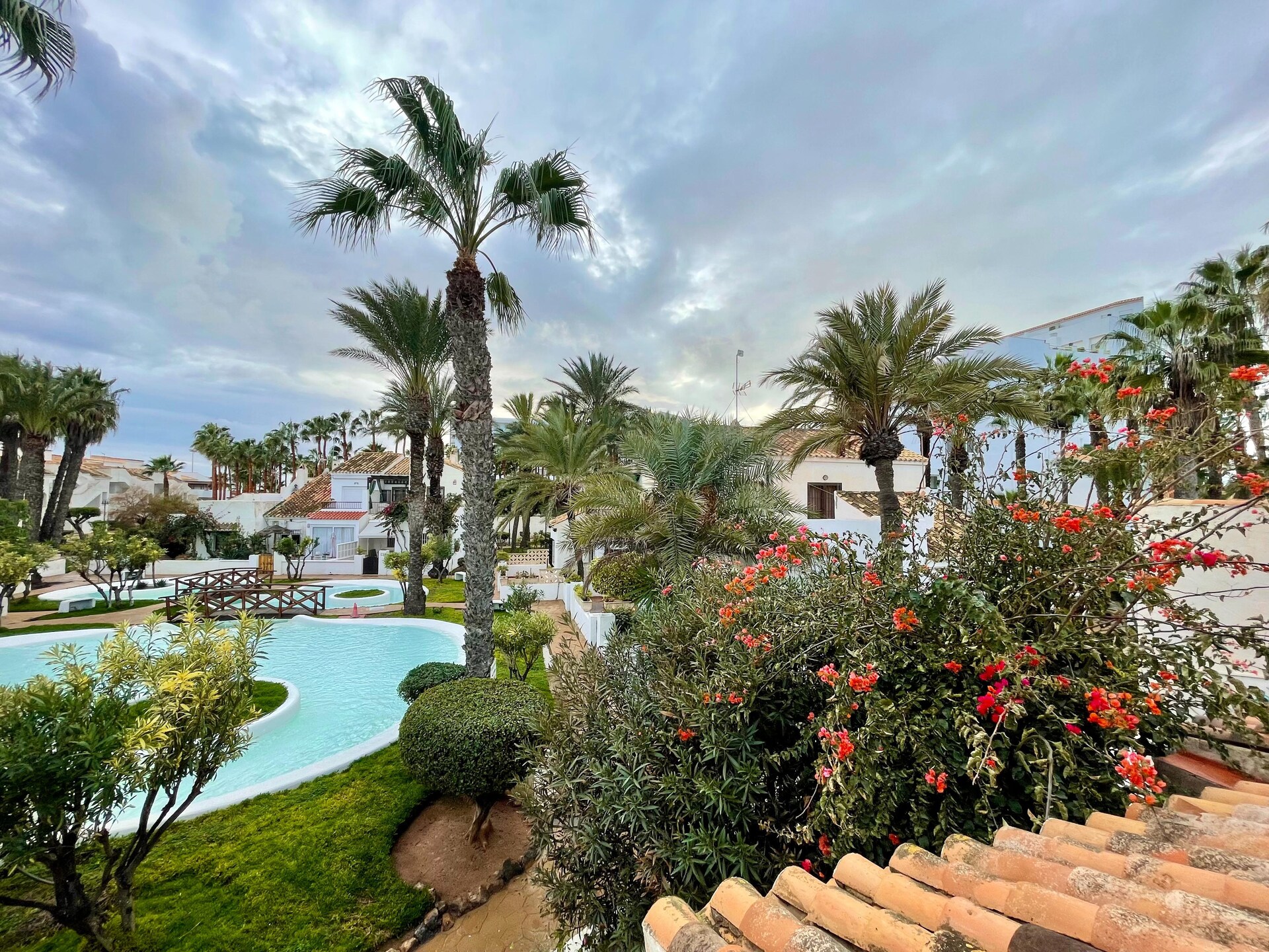 Aan het strand: Charmante bungalow voor 2 personen in Roquetas de Mar - foto 10