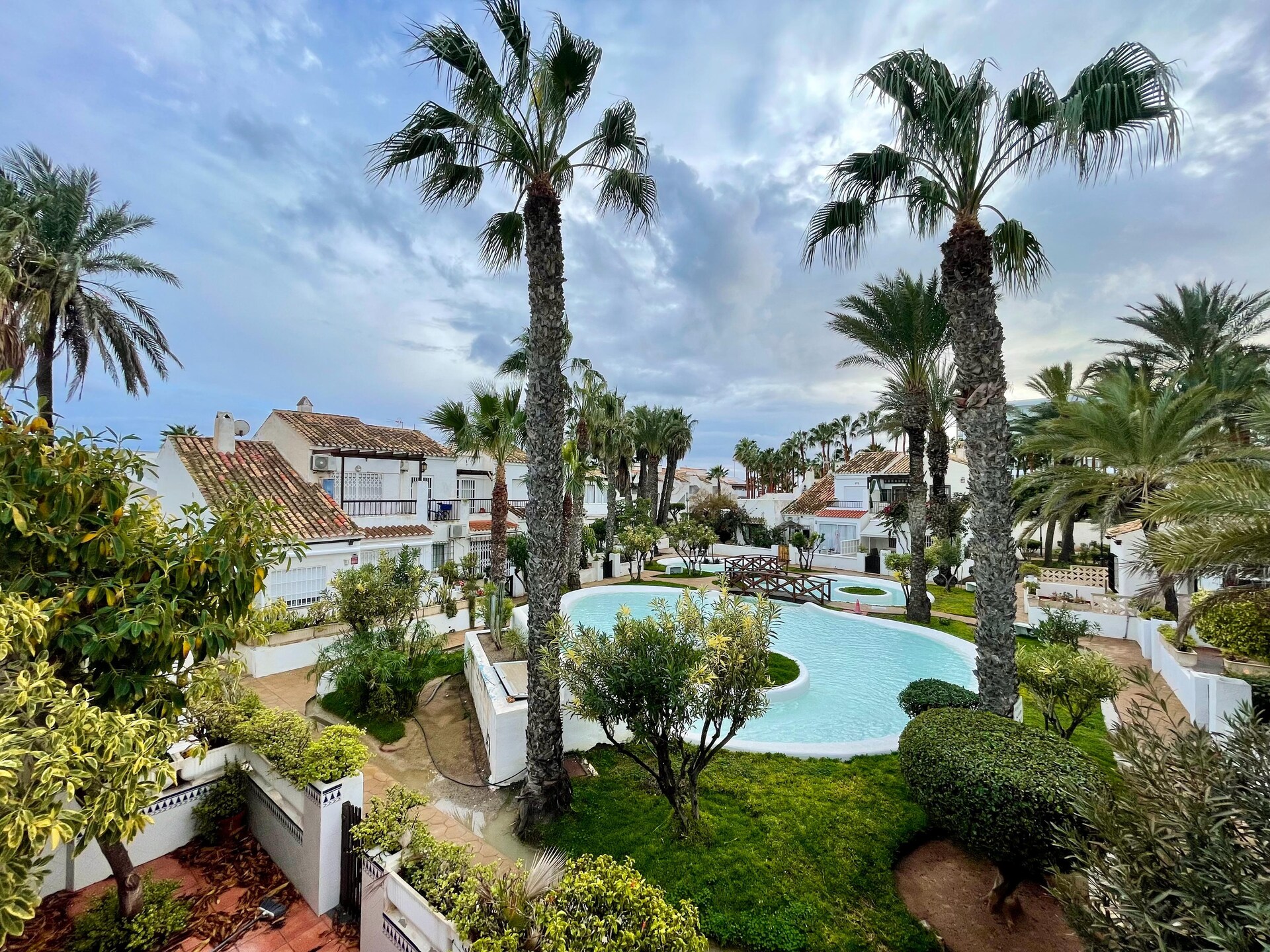 Aan het strand: Charmante bungalow voor 2 personen in Roquetas de Mar - foto 11