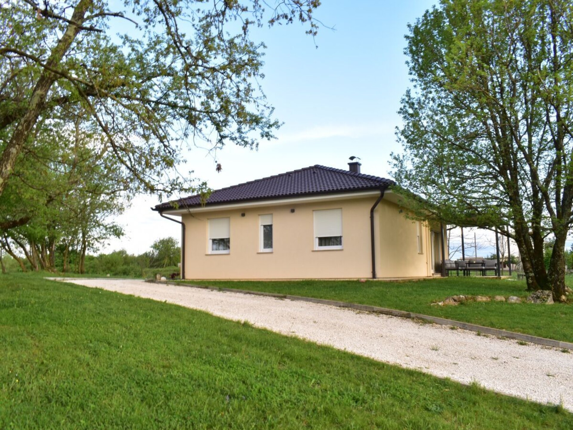 Romantische villa in Istrië met grote tuin, speelplek en terras op 20 min van strand - foto 1