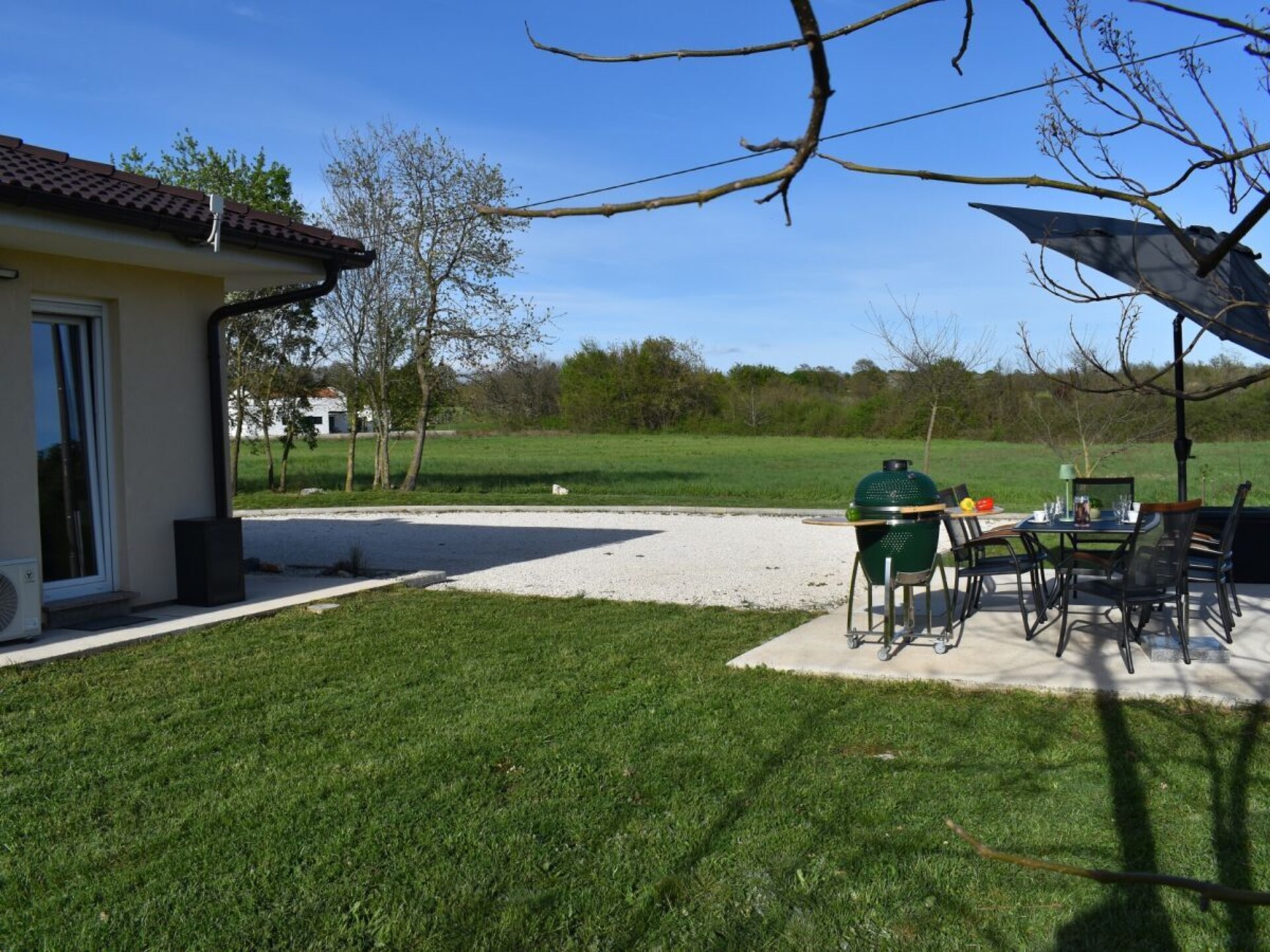 Romantische villa in Istrië met grote tuin, speelplek en terras op 20 min van strand - foto 9