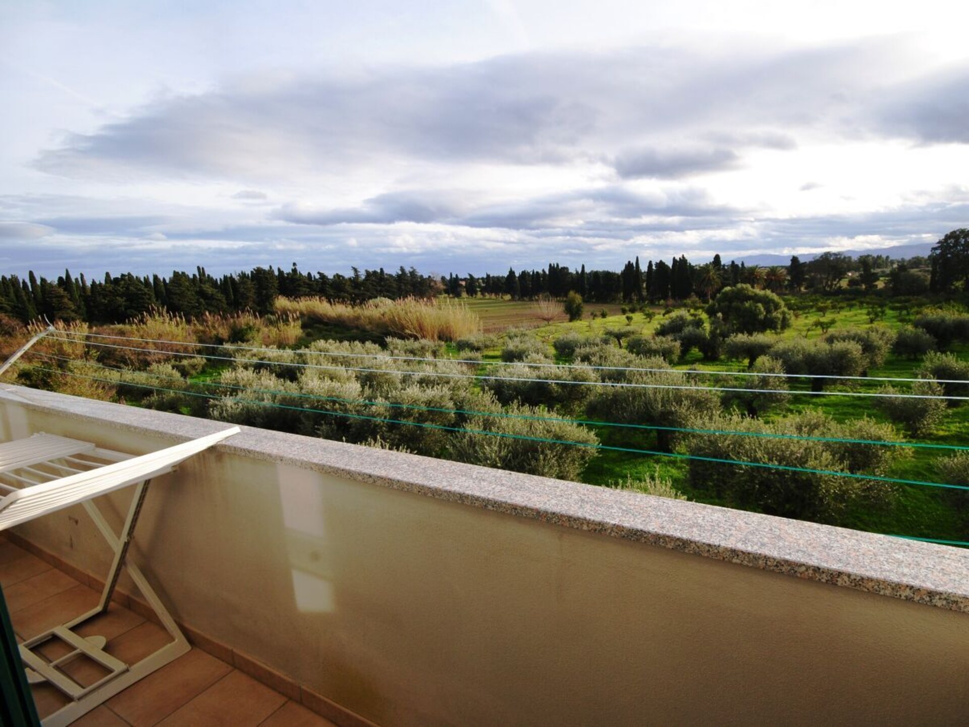 Sfeervol appartement in Orosei met panoramisch dakterras en zeezicht - foto 11