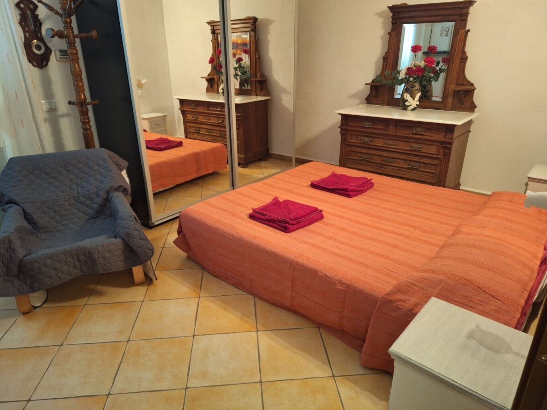 Sfeervol appartement in Orosei met panoramisch dakterras en zeezicht - foto 23