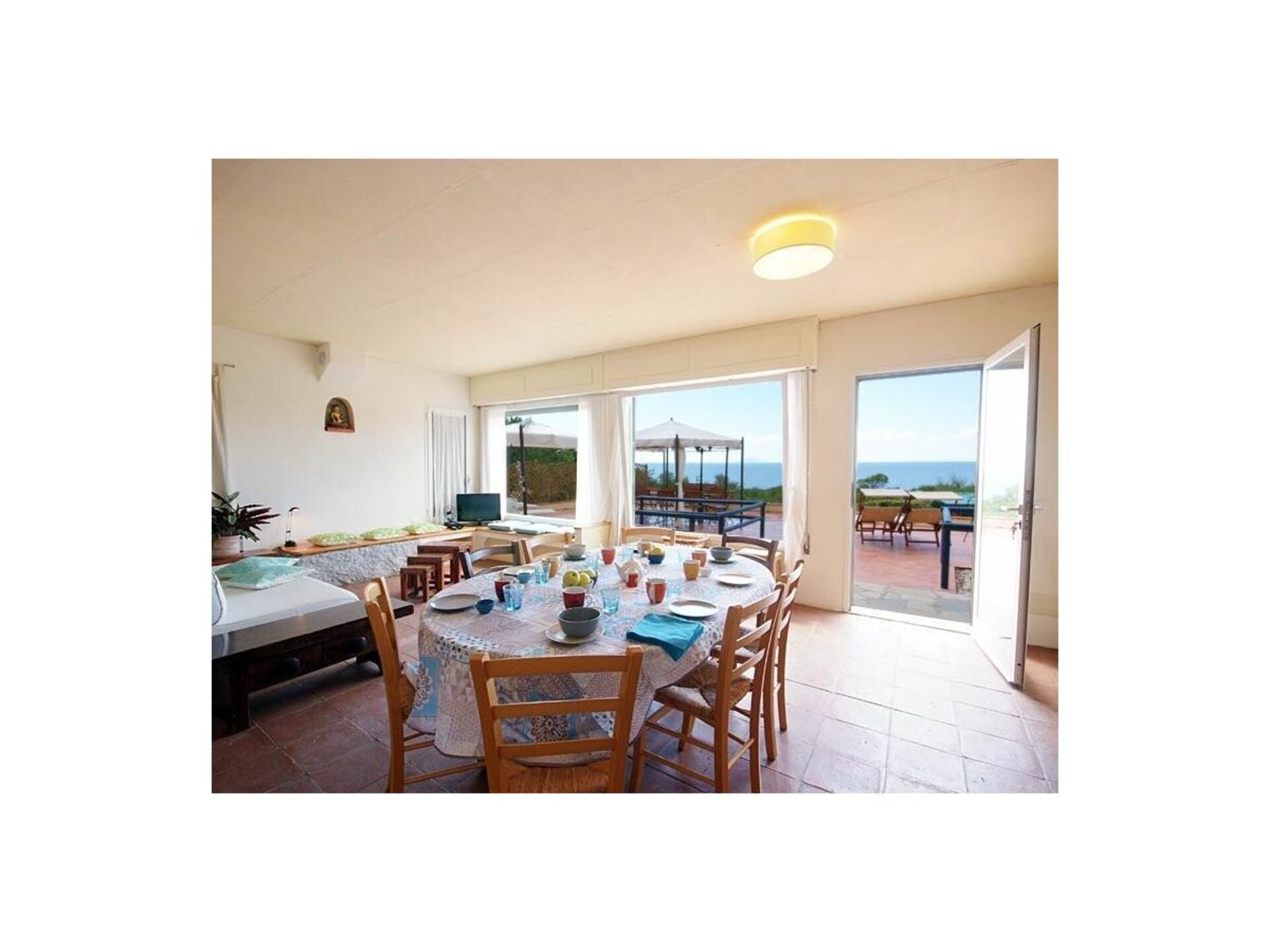 Lichtrijke villa op 50 meter van het strand van Norsi, Capoliveri - foto 4