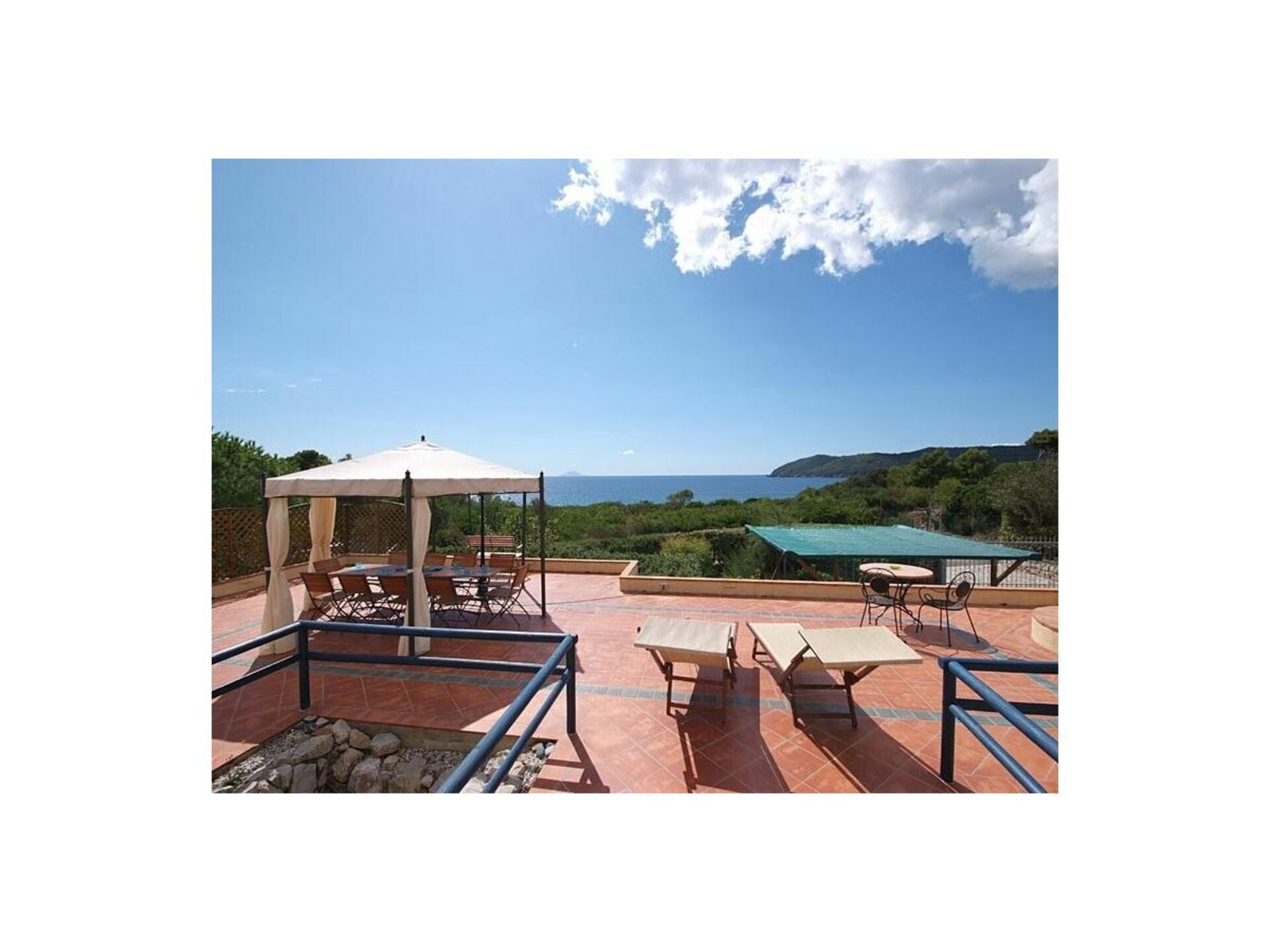 Lichtrijke villa op 50 meter van het strand van Norsi, Capoliveri - foto 5