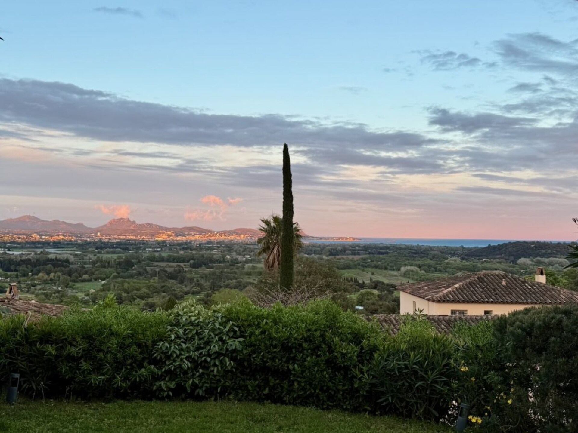 Vrijstaand huis met zeezicht, zwembad en golfbaan in Roquebrune-sur-Argens - foto 6