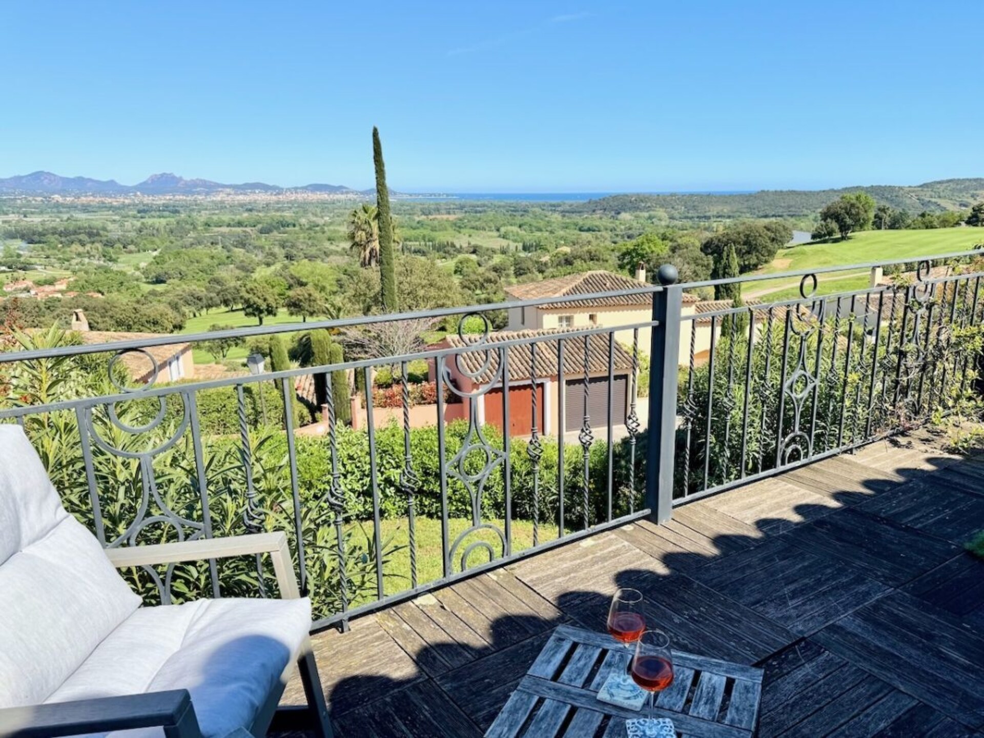 Vrijstaand huis met zeezicht, zwembad en golfbaan in Roquebrune-sur-Argens - foto 13