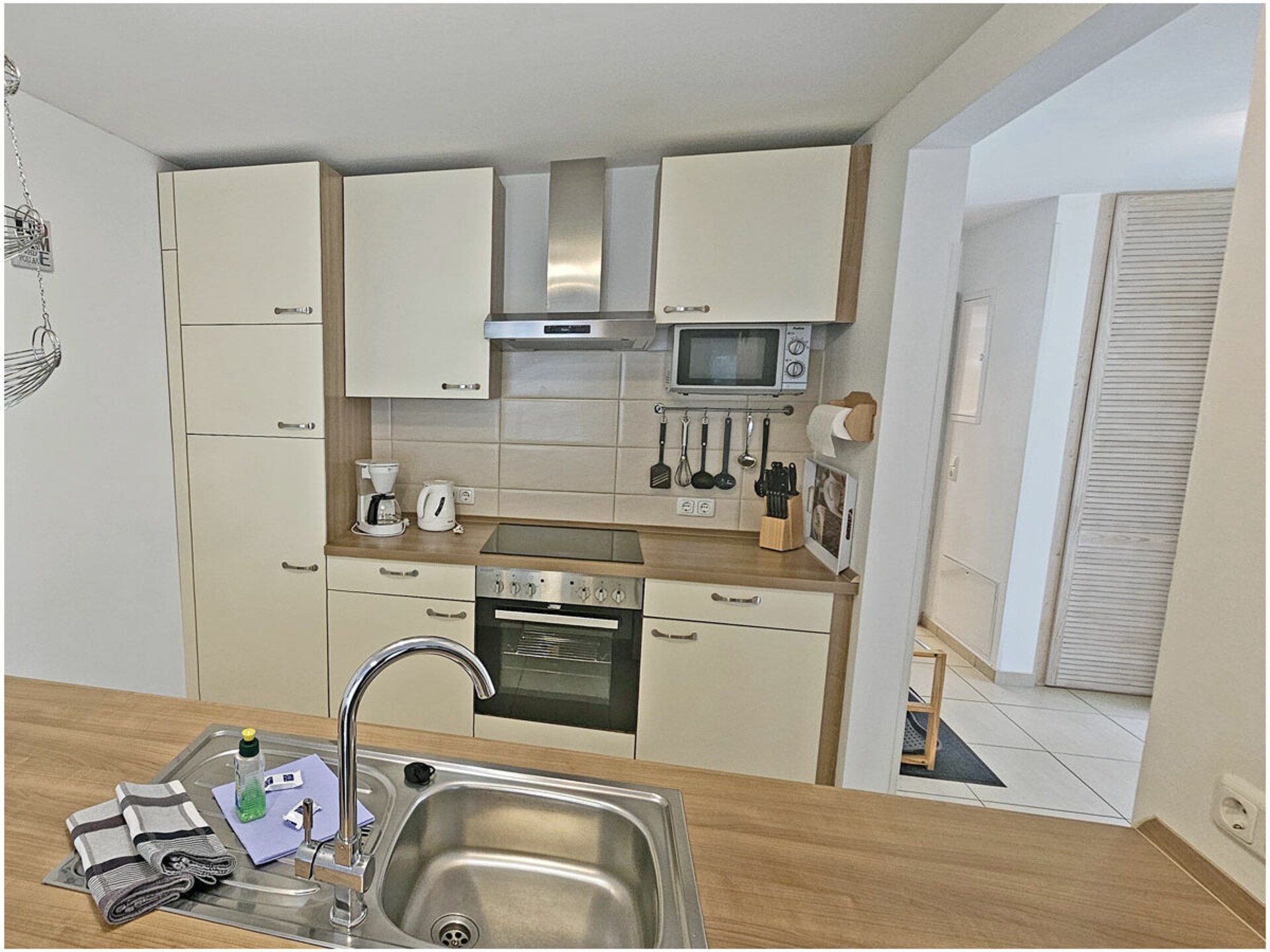 Knus vakantiehuis met sauna en open haard op 500m van strand Glowe - foto 15