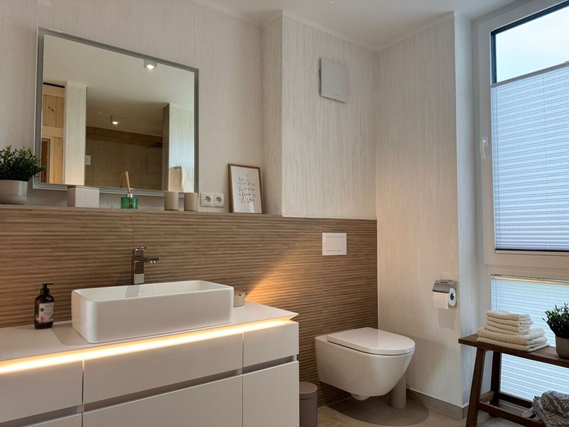 Stijlvol appartement met panoramisch zeezicht en privéstrand op Fehmarn - foto 14