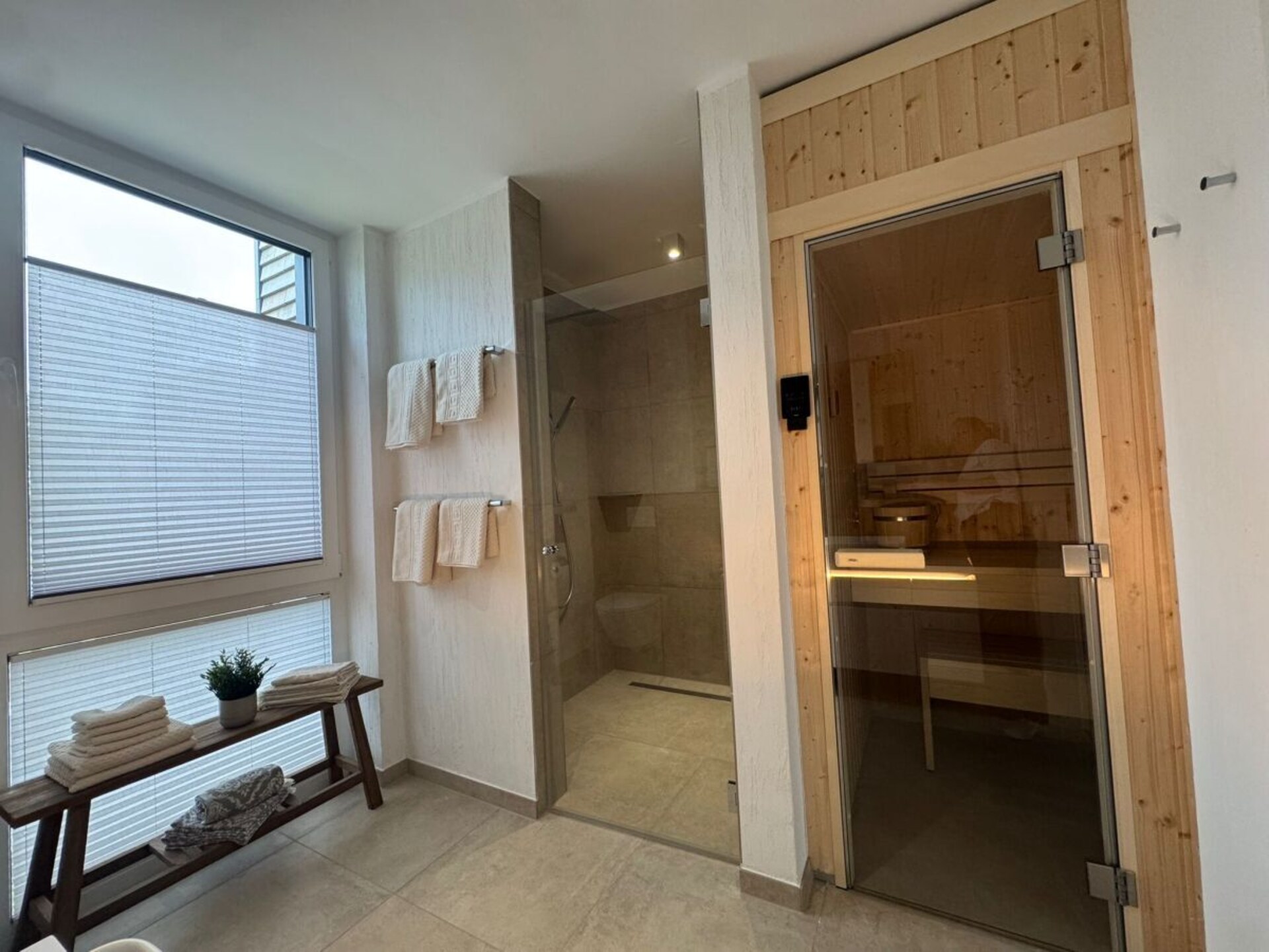 Stijlvol appartement met panoramisch zeezicht en privéstrand op Fehmarn - foto 15