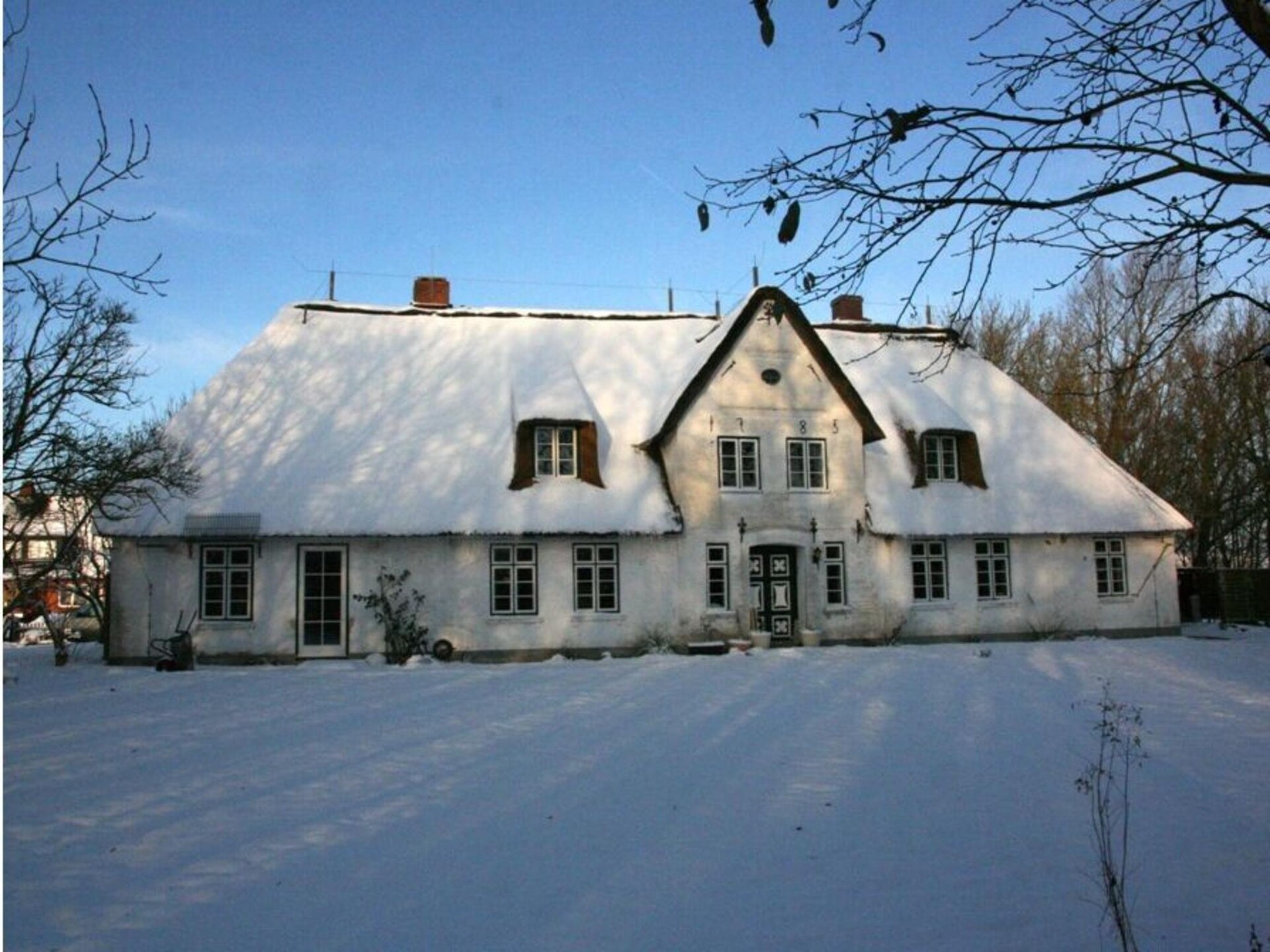 Pastor's Stuv: Sfeervol vakantieappartement in historische Oude Pastorie met parkachtige tuin - foto 17