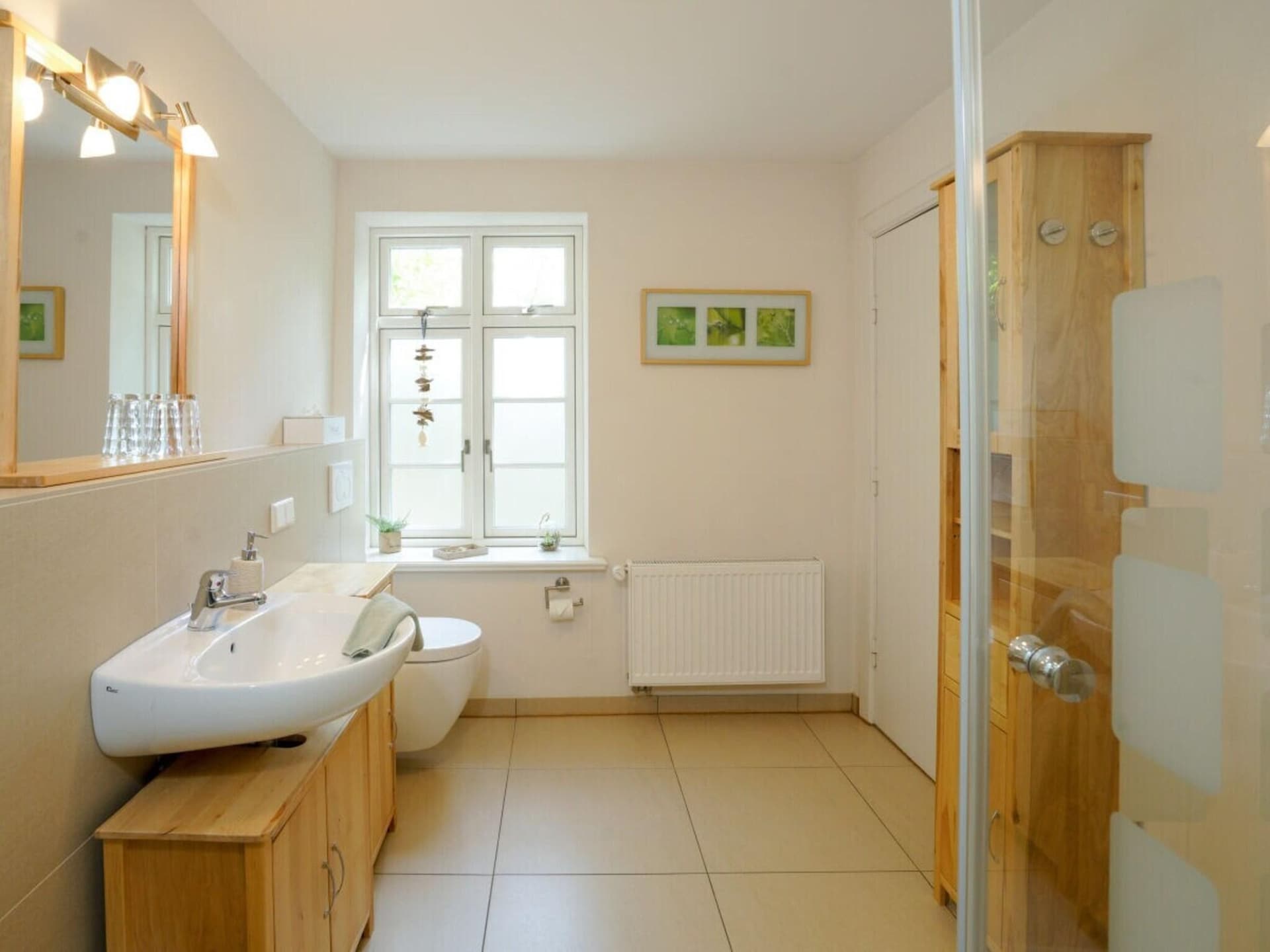 Pastor's Stuv: Sfeervol vakantieappartement in historische Oude Pastorie met parkachtige tuin - foto 8