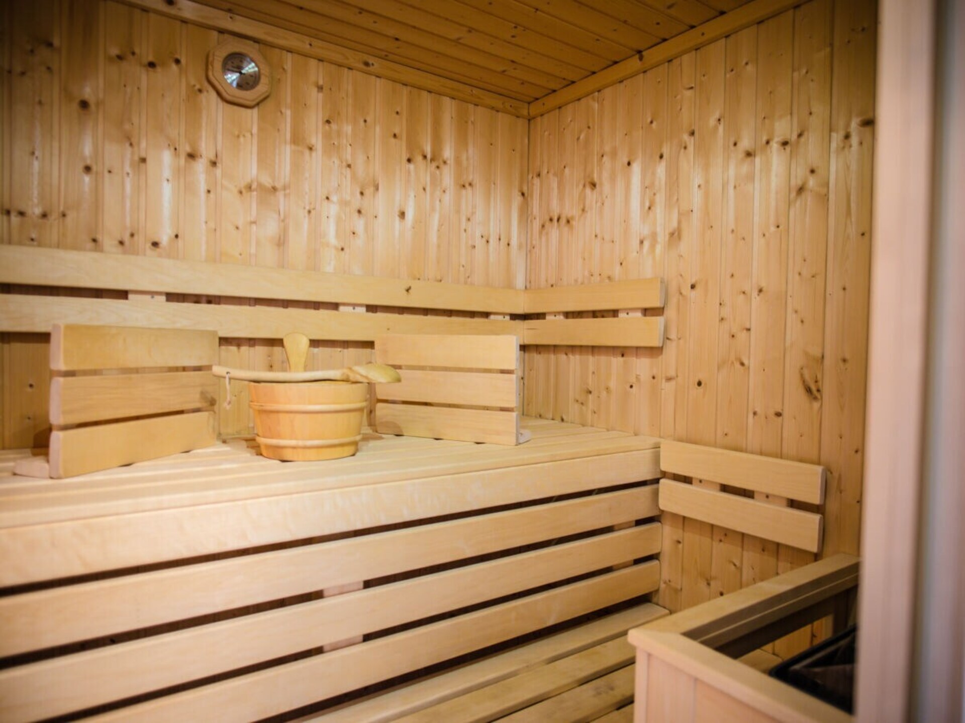 Ruim vakantiehuis met sauna, 1,7 km van strand Zinnowitz - foto 22