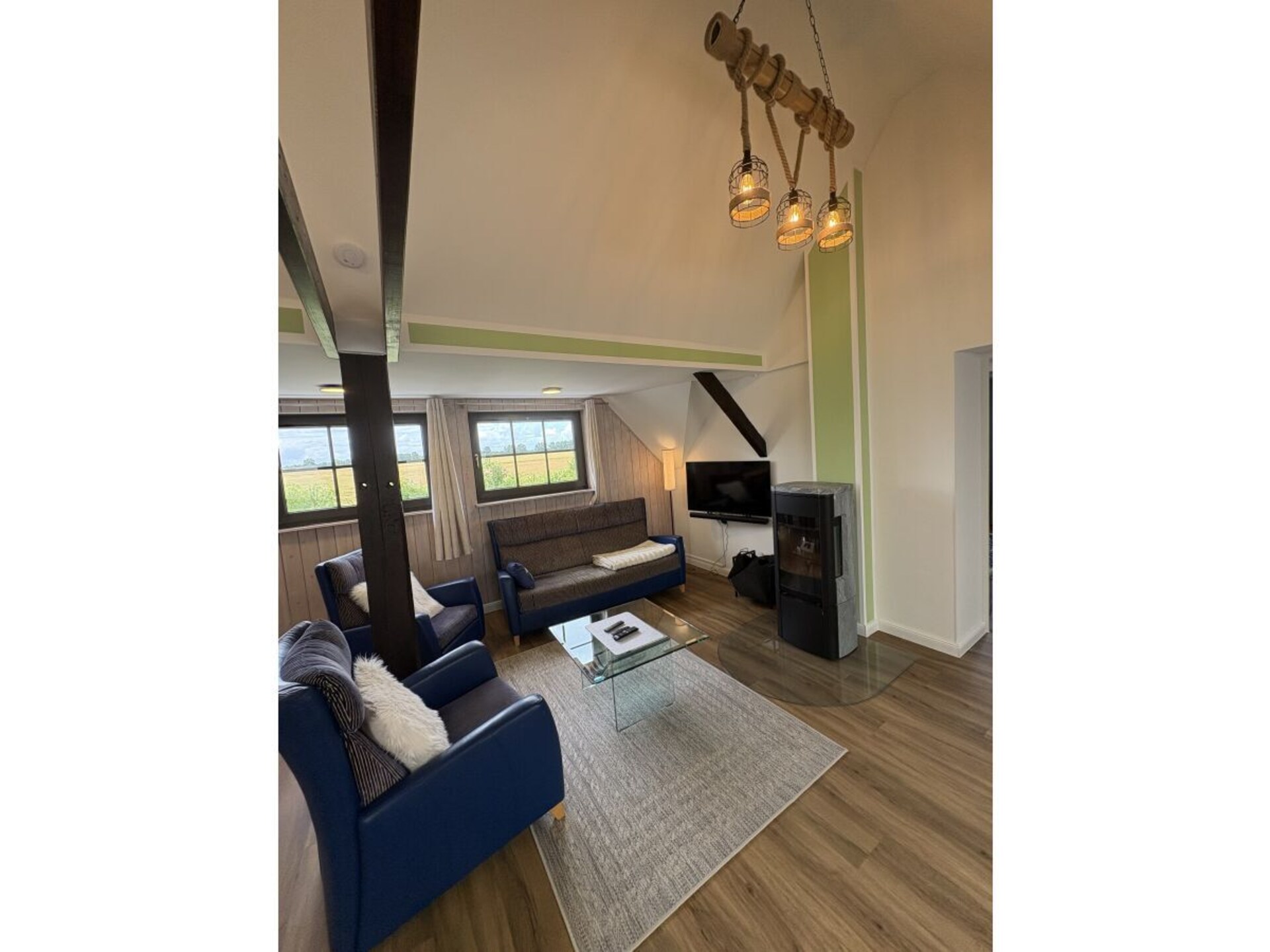 Ruim 4-sterren maisonnette met waterzicht bij Tremter Bodden - foto 17