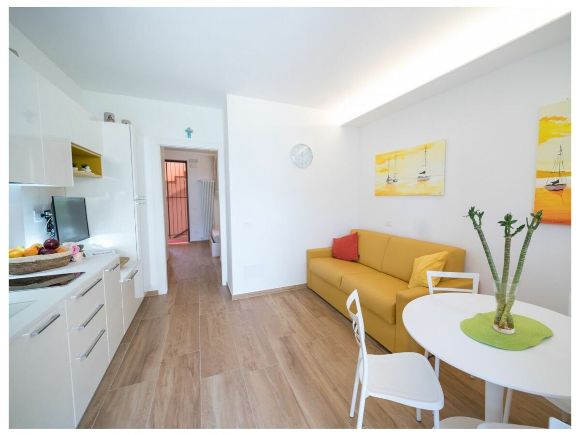 Vrijstaand huis met tuin en zwembad, 200m van het Gardameer - foto 12