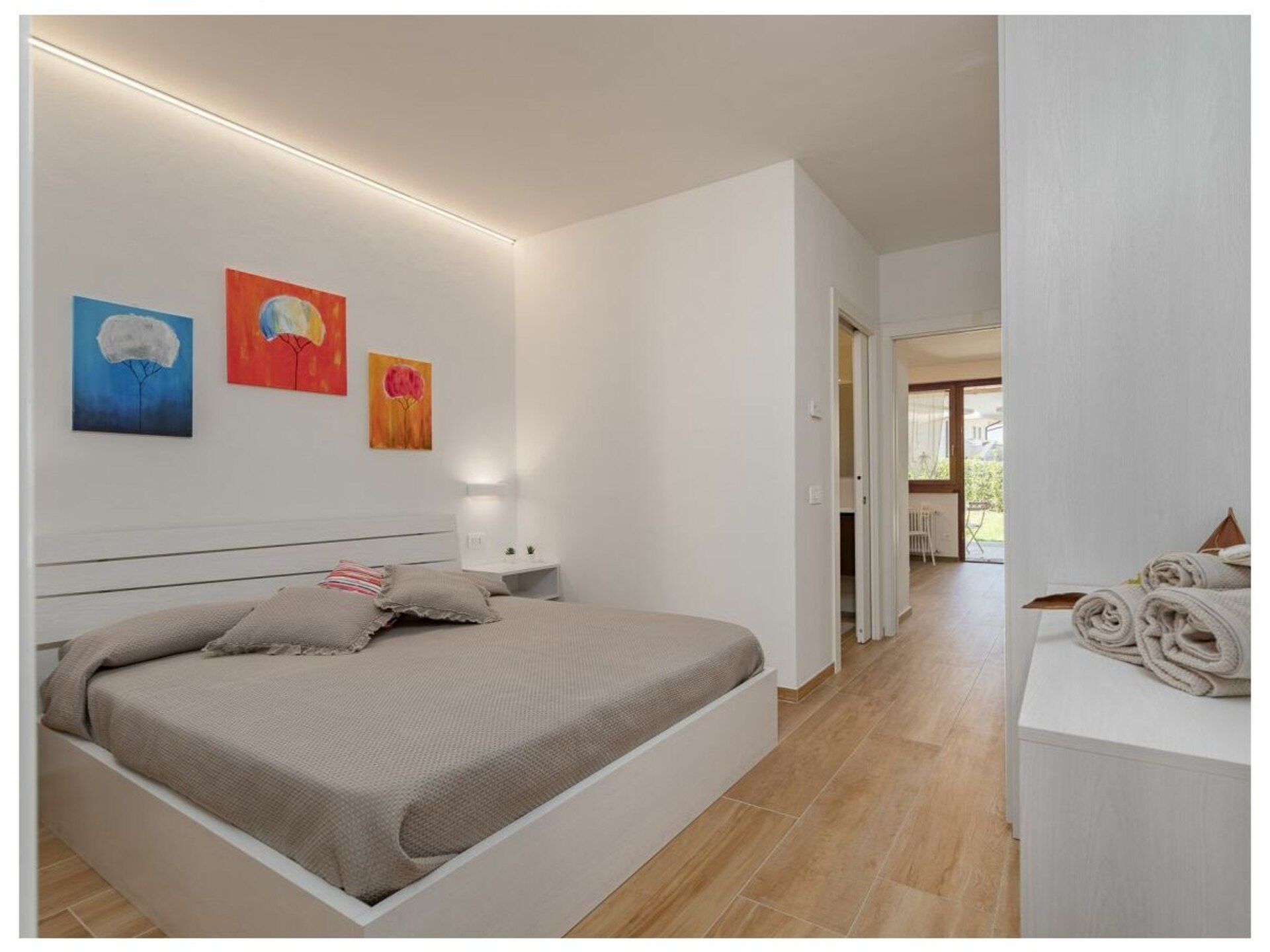 Vrijstaand huis met tuin en zwembad, 200m van het Gardameer - foto 15