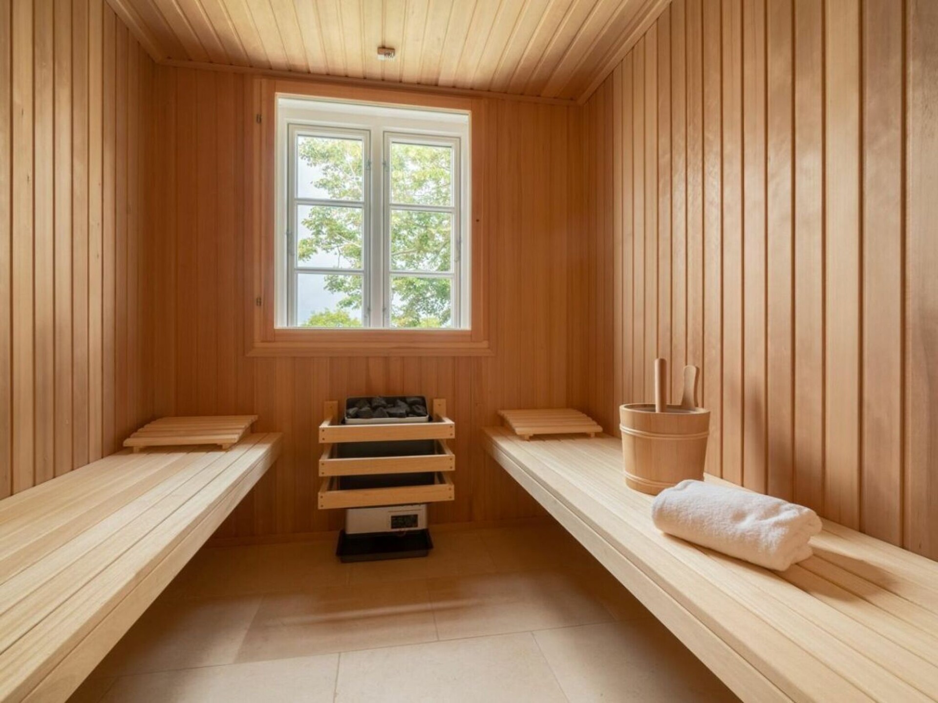 Caras Hus in Midlum: 180m² luxe met privésauna aan de Noordzeekust - foto 23