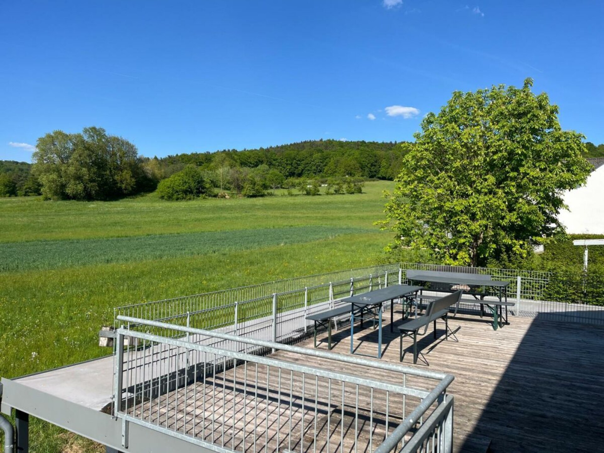 Ruim vakantiehuis voor 6 personen in de natuur bij Neurenberg - foto 1