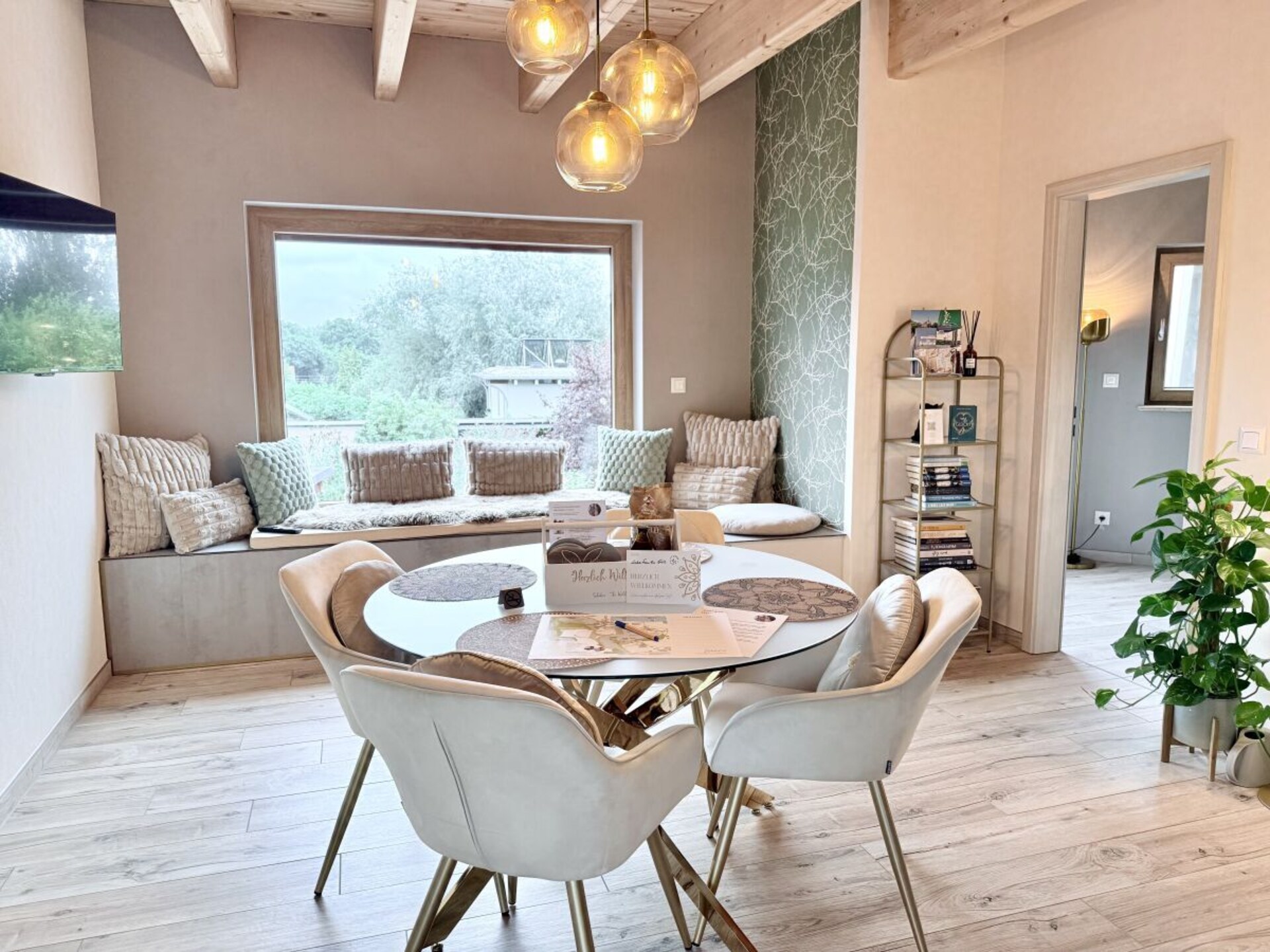 Deluxe Appartement Star Magic met panoramisch uitzicht op de natuurlijke vijver in Großpösna - foto 5