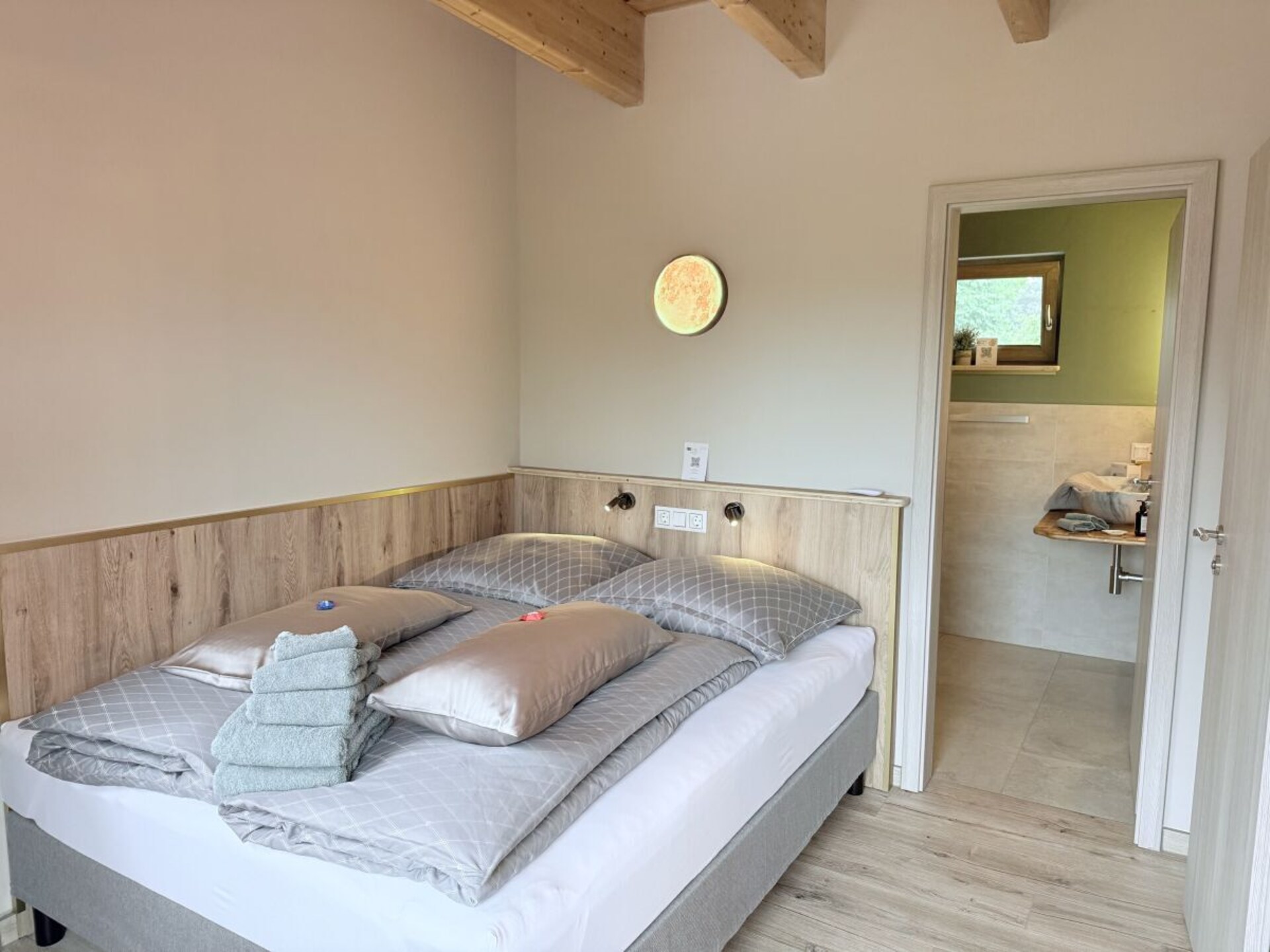 Deluxe Appartement Star Magic met panoramisch uitzicht op de natuurlijke vijver in Großpösna - foto 11