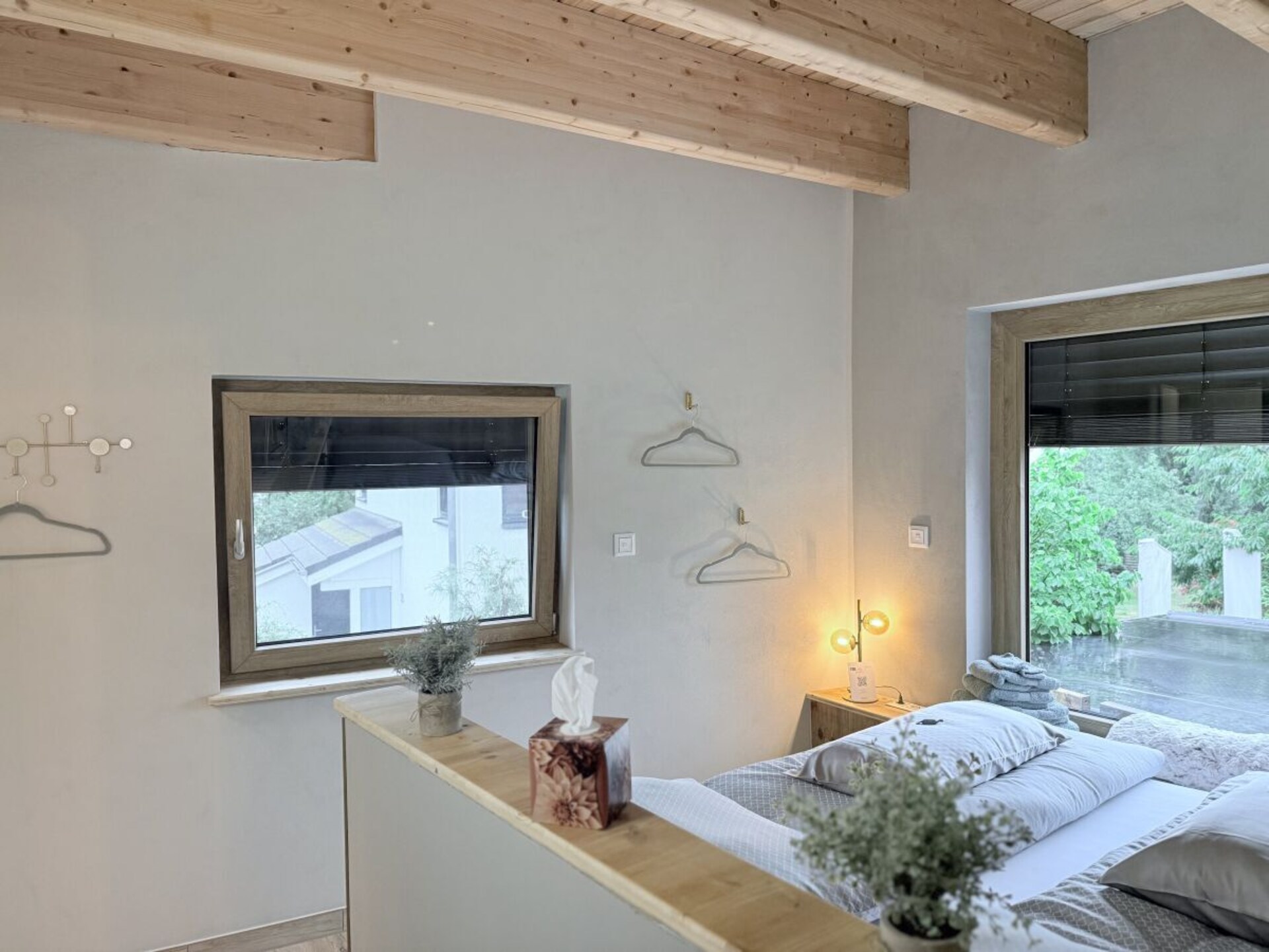 Deluxe Appartement Star Magic met panoramisch uitzicht op de natuurlijke vijver in Großpösna - foto 17