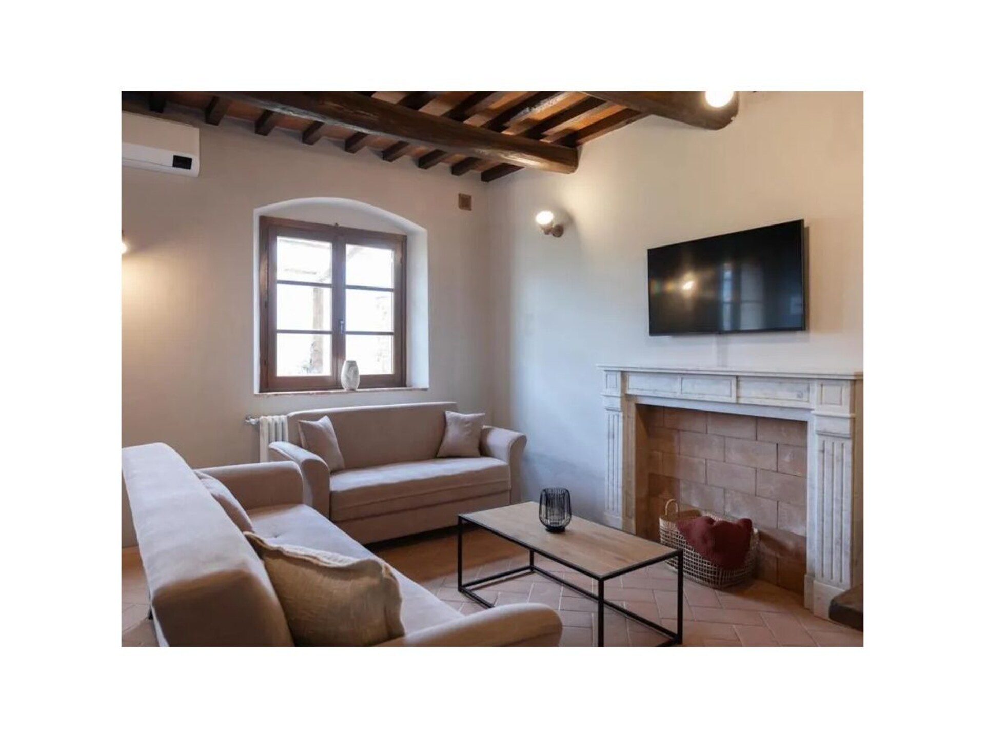 Liefdevol appartement in Casole d'Elsa met panoramisch Toscaans uitzicht - foto 9