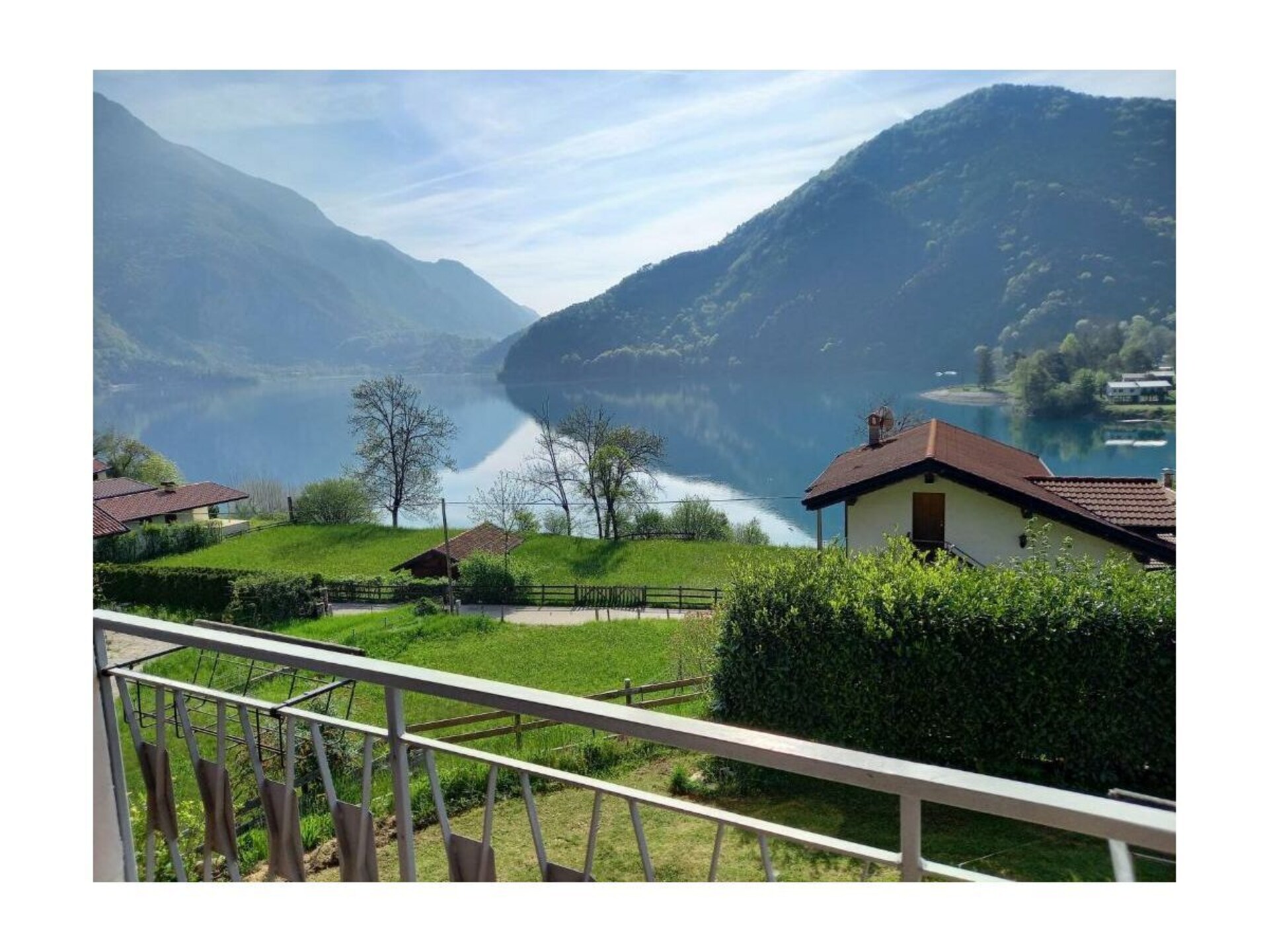 Knus vakantiehuis voor 4 in Ledro met tuin en terras - foto 2
