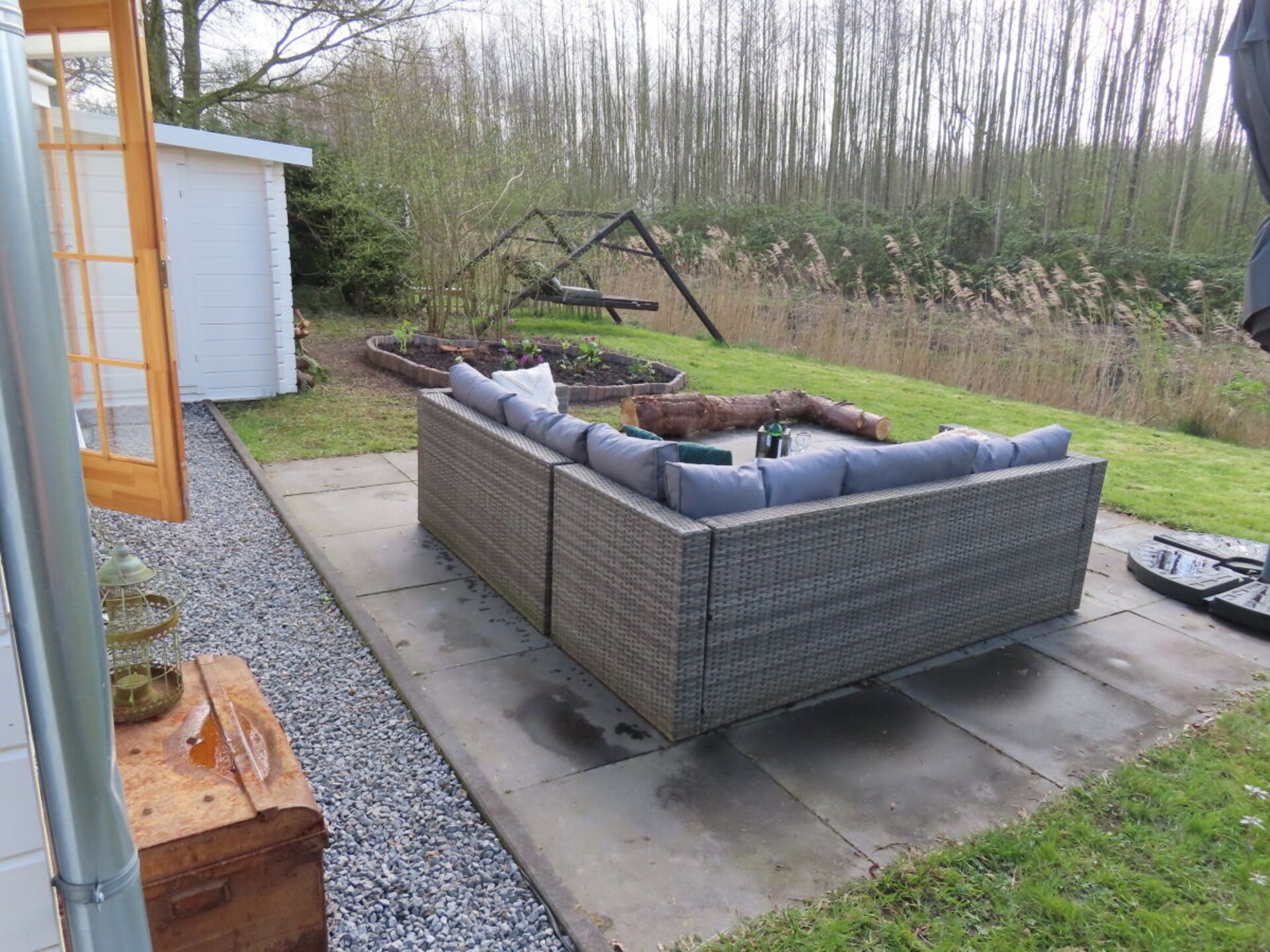 Tiny Botanic House: knus vakantiehuis met tuin en zwembad bij de Waddenzee - foto 4