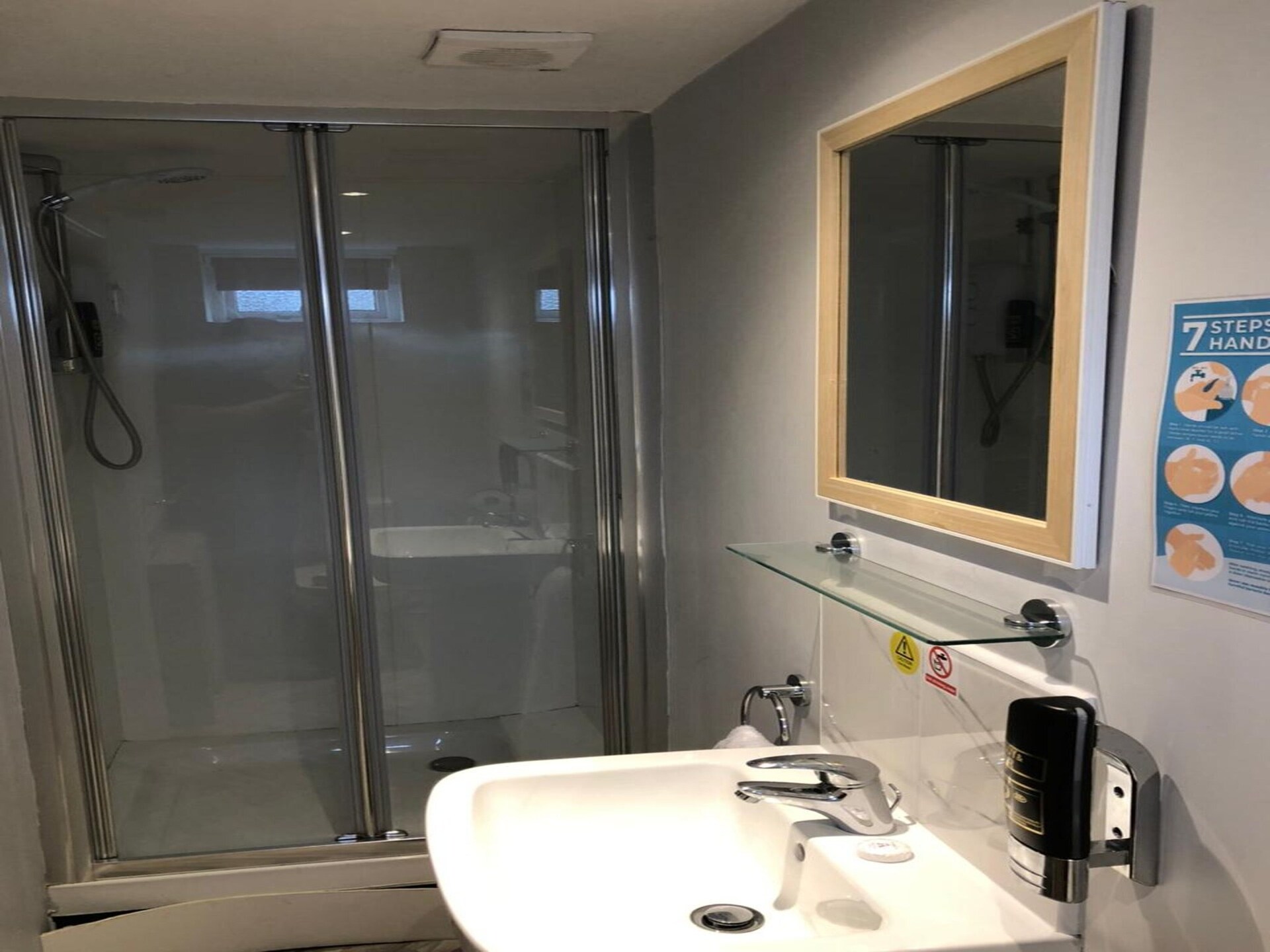 Knusse Deluxe Kamer voor 2 in Thetford – Gratis WiFi & Tuinzicht - foto 25