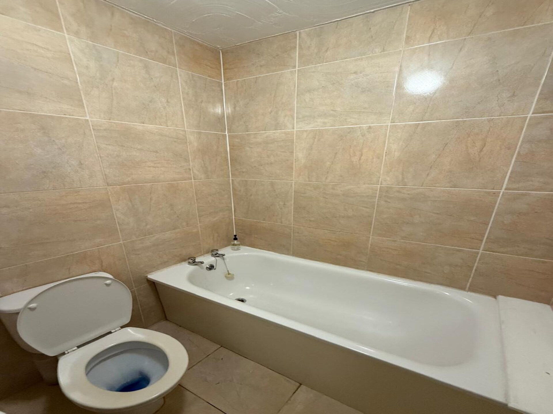 Comfortabele driepersoonskamer in Hersham nabij Hampton Court Palace - foto 20
