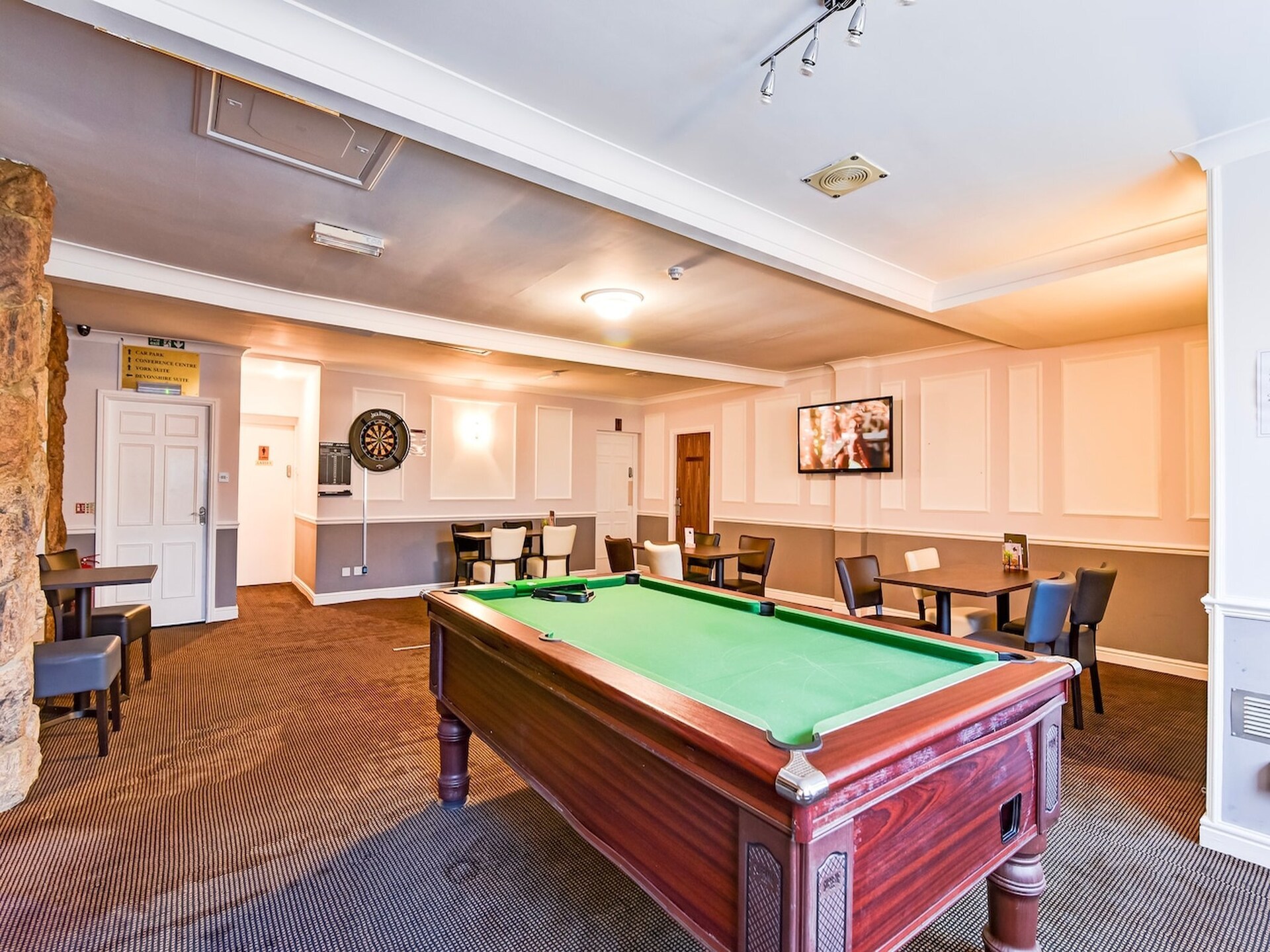 Deluxe Double Room in historisch Derby met gratis wifi en centrale ligging - foto 46