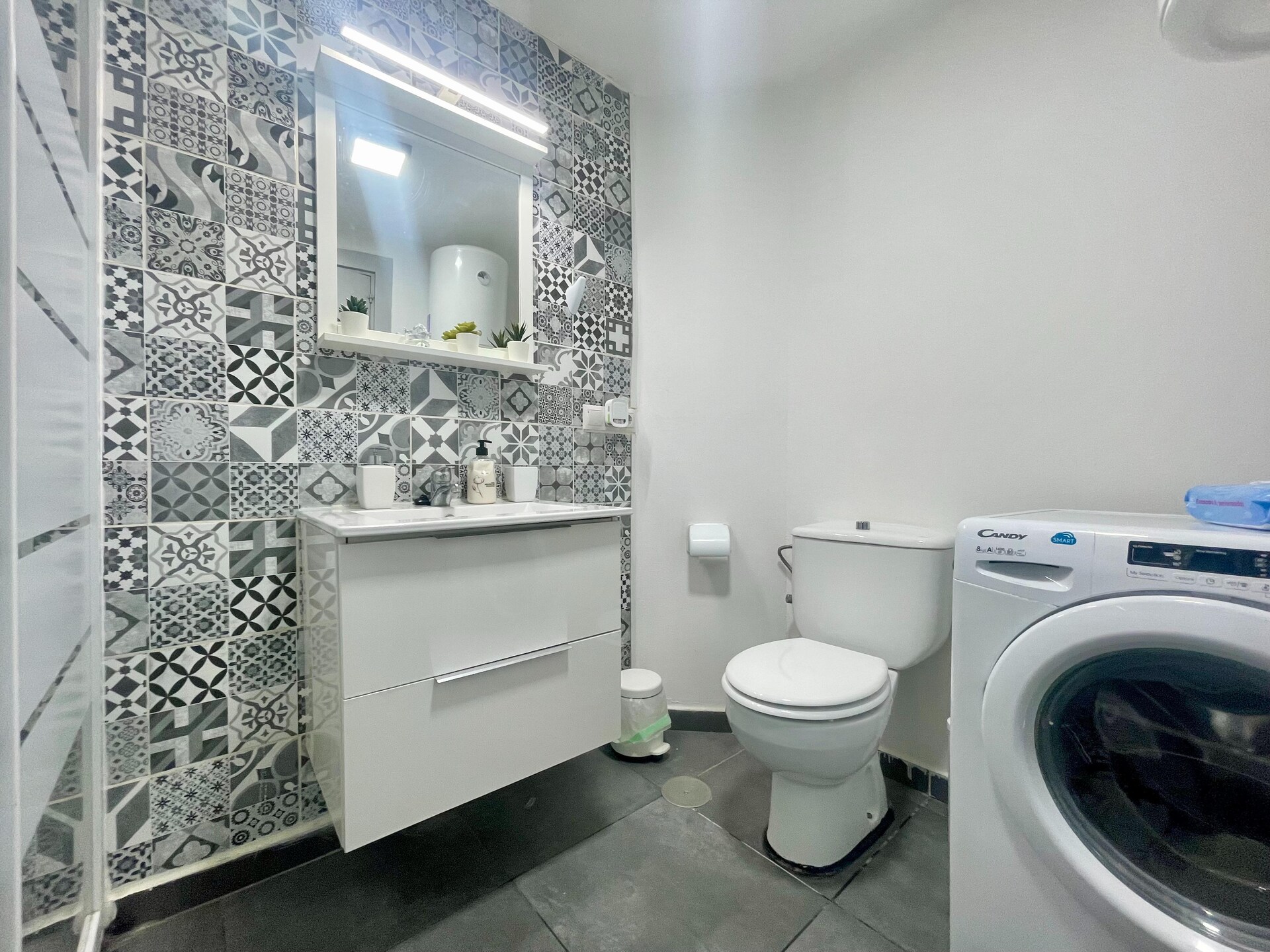 Op 600 m van het strand: sfeervol appartement in Torremolinos - foto 26