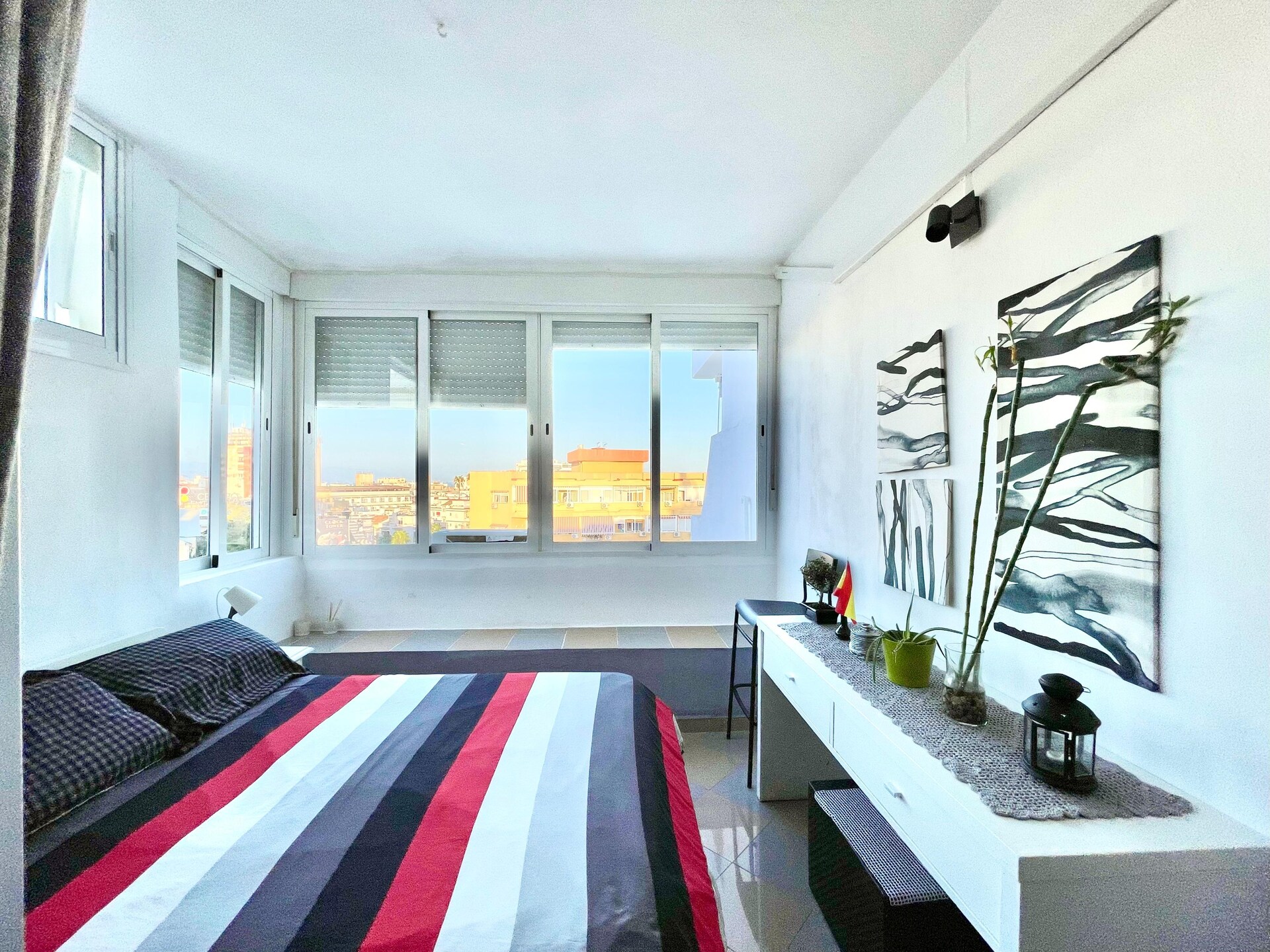 Op 600 m van het strand: sfeervol appartement in Torremolinos - foto 23