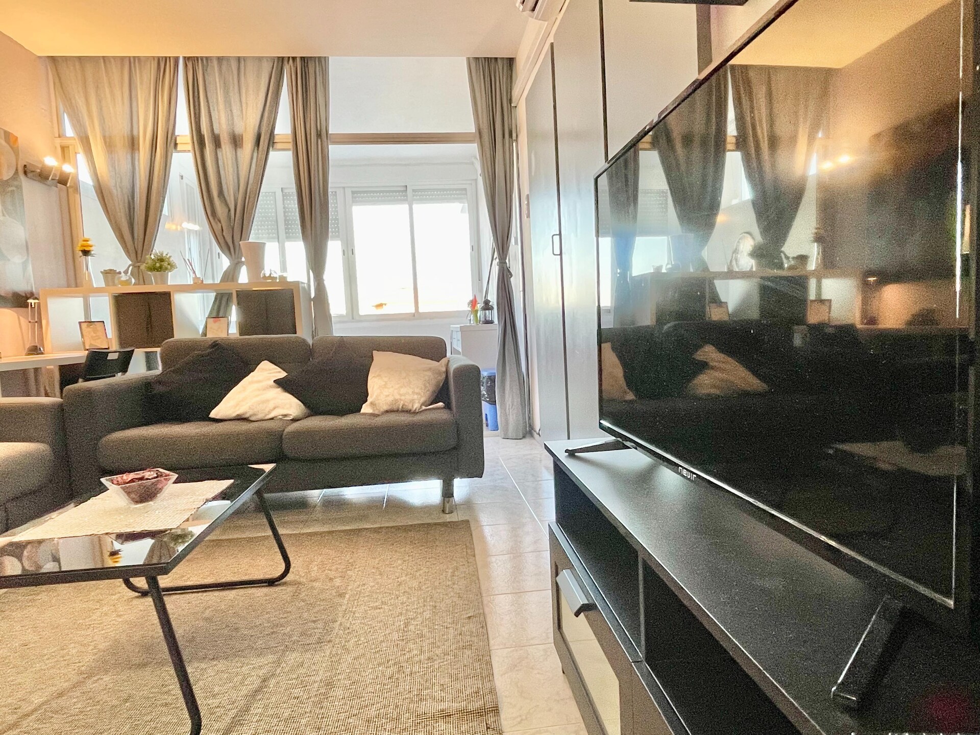 Op 600 m van het strand: sfeervol appartement in Torremolinos - foto 9