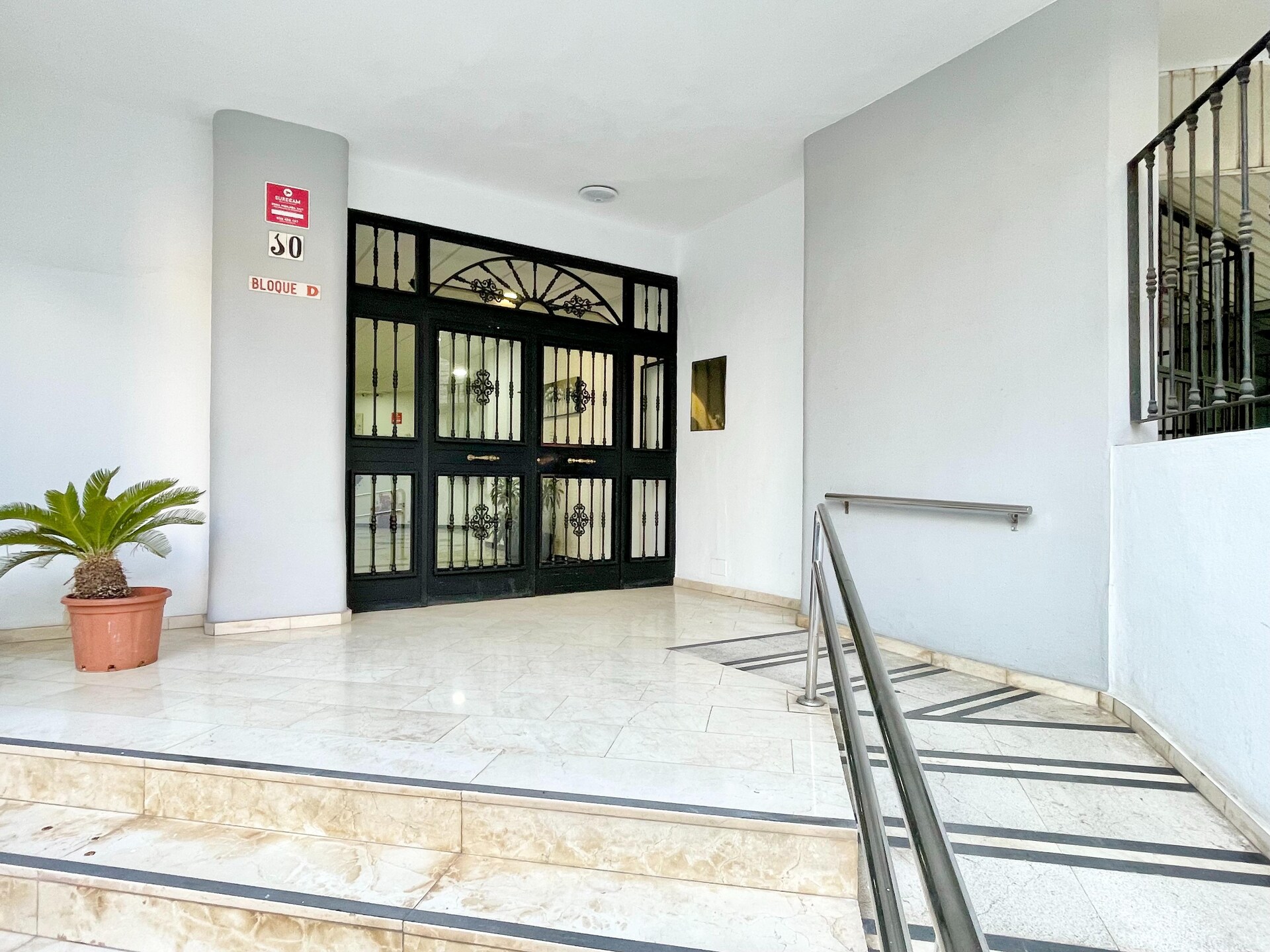 Op 600 m van het strand: sfeervol appartement in Torremolinos - foto 1