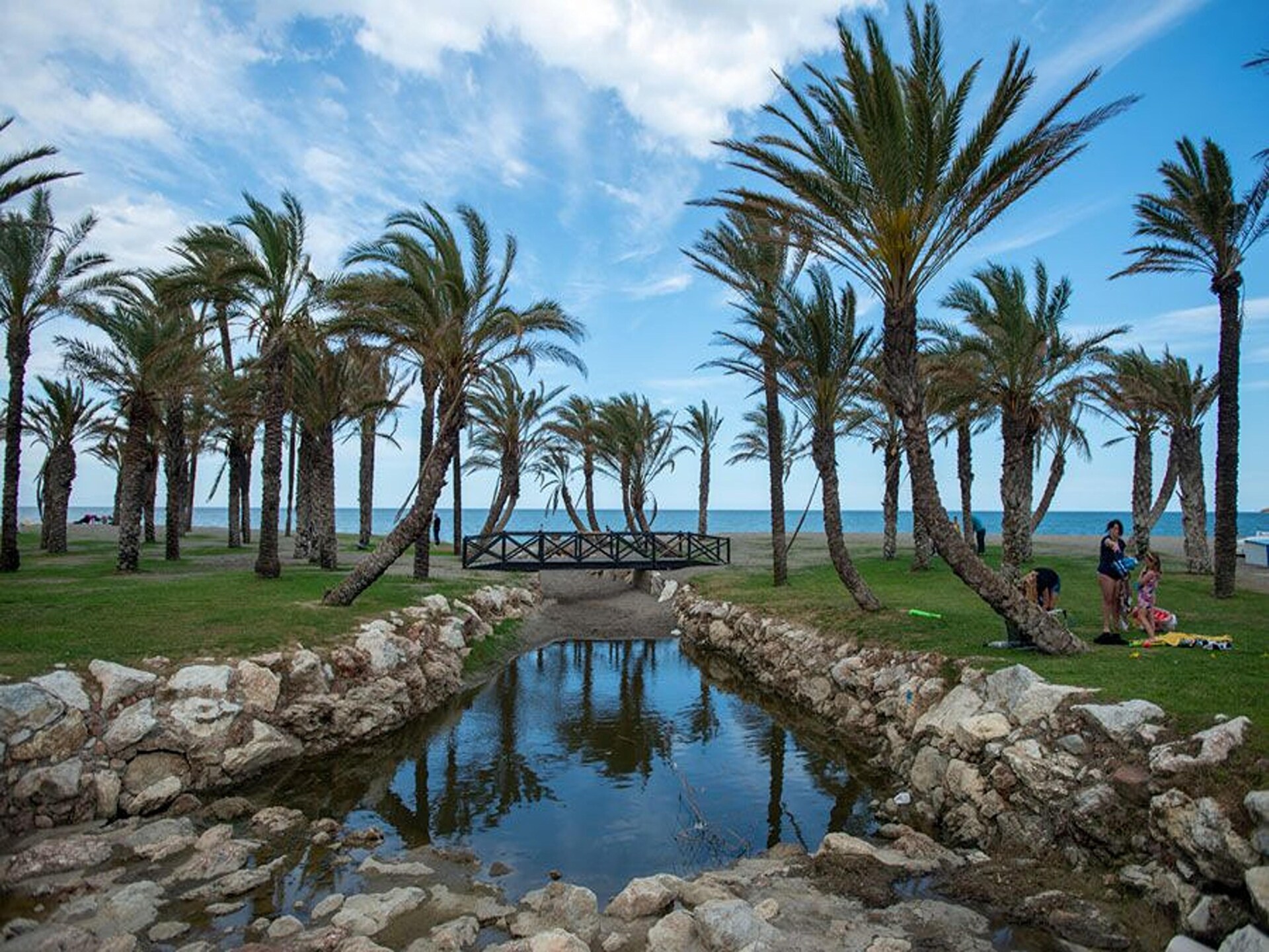 Op 600 m van het strand: sfeervol appartement in Torremolinos - foto 35