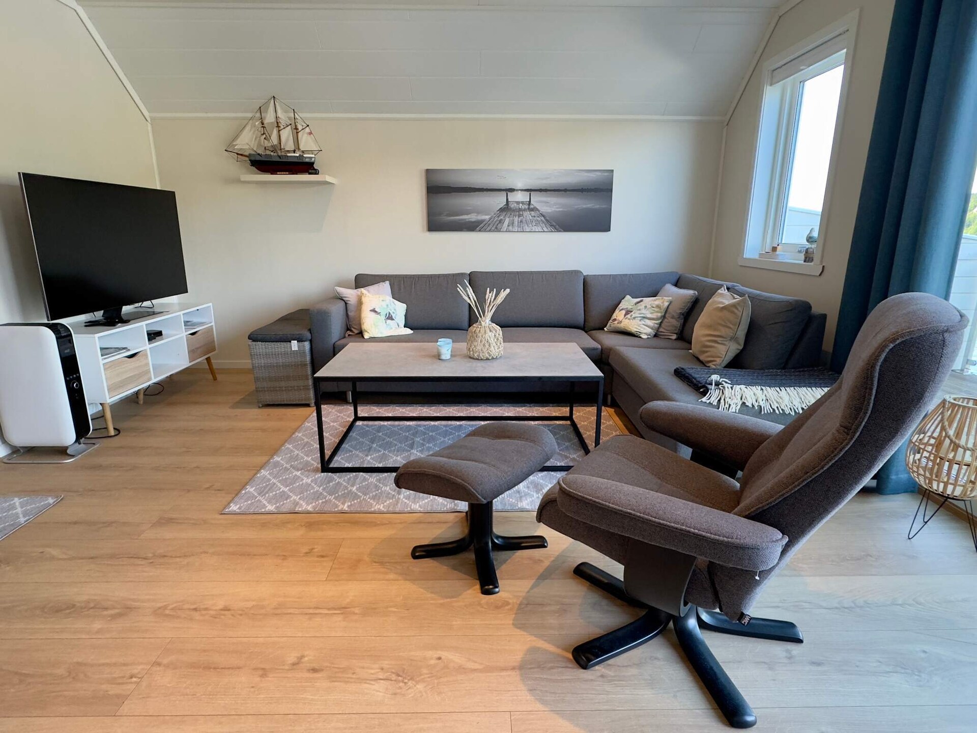 Luxe waterwoning in Urangsvåg – 5 slaapkamers & uitzicht op zee - foto 11