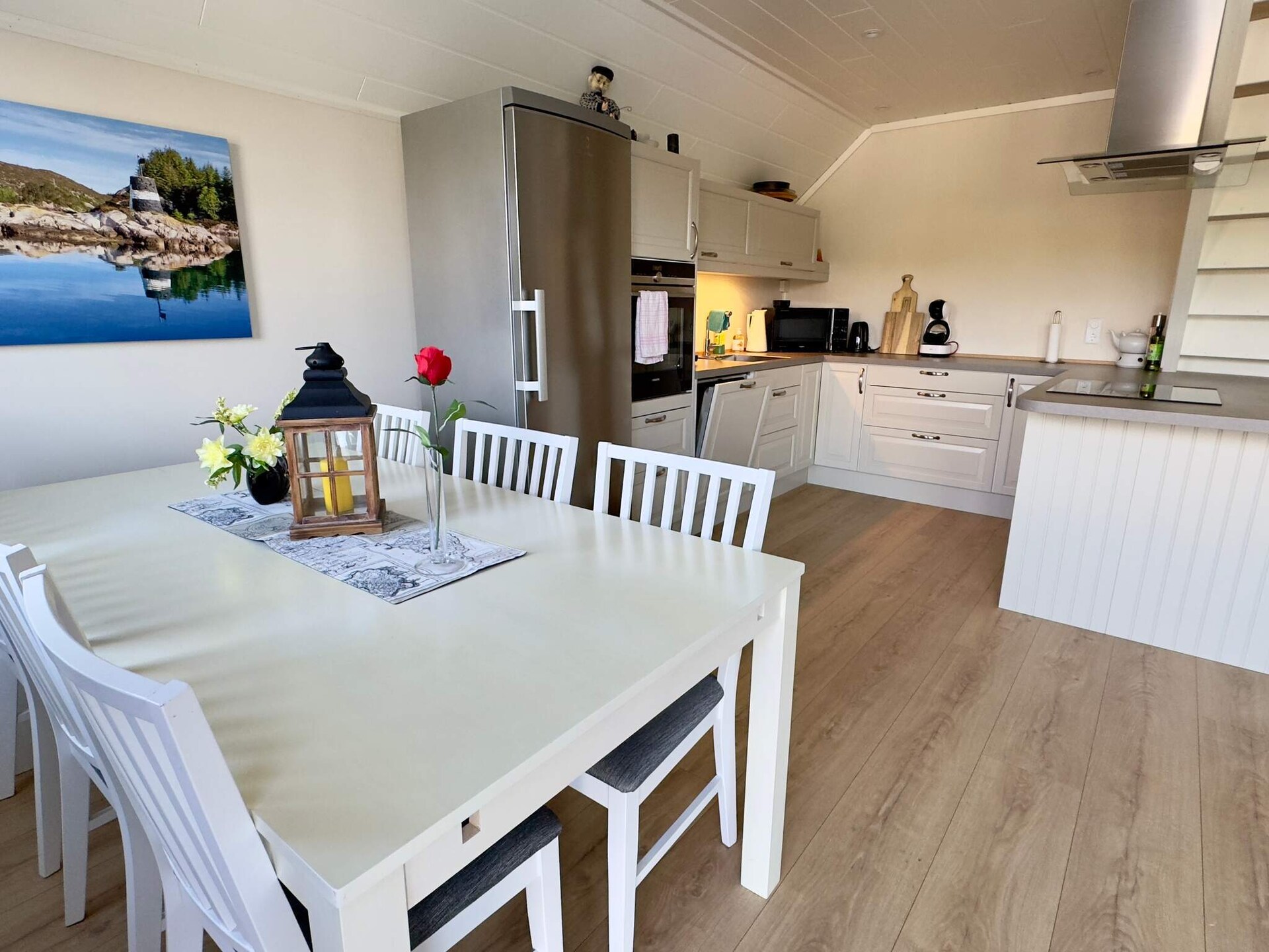 Luxe waterwoning in Urangsvåg – 5 slaapkamers & uitzicht op zee - foto 14