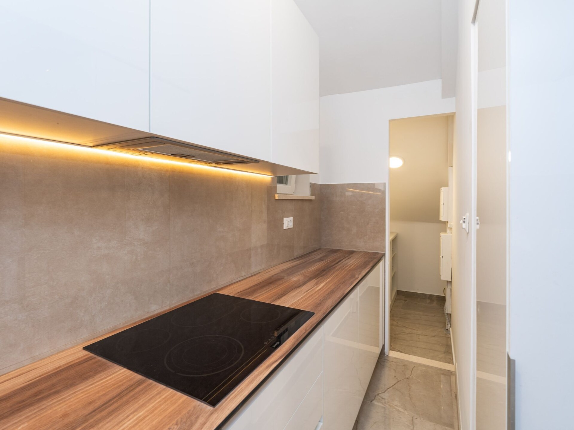 Appartement Nikolica: 2 slaapkamers, terras, 300m van strand in Dubrovnik - foto 9
