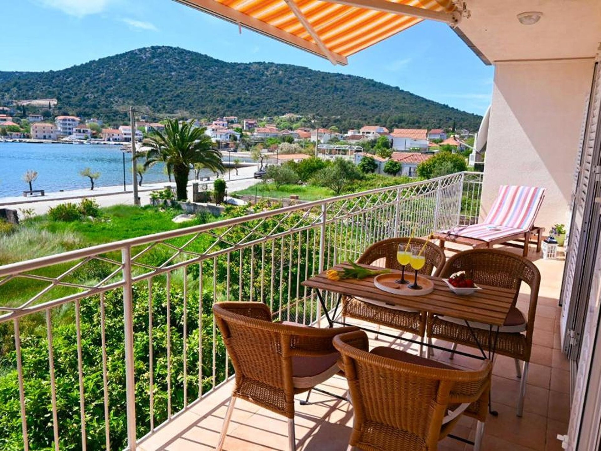 Ruim appartement in Vinisce direct aan het strand - foto 16