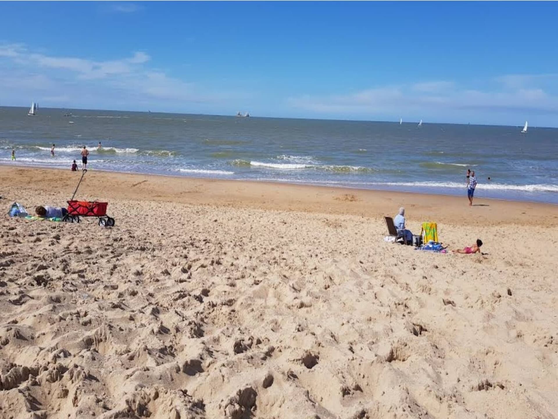 Gerenoveerd 4-persoons appartement met terras in Knokke-Heist - foto 17