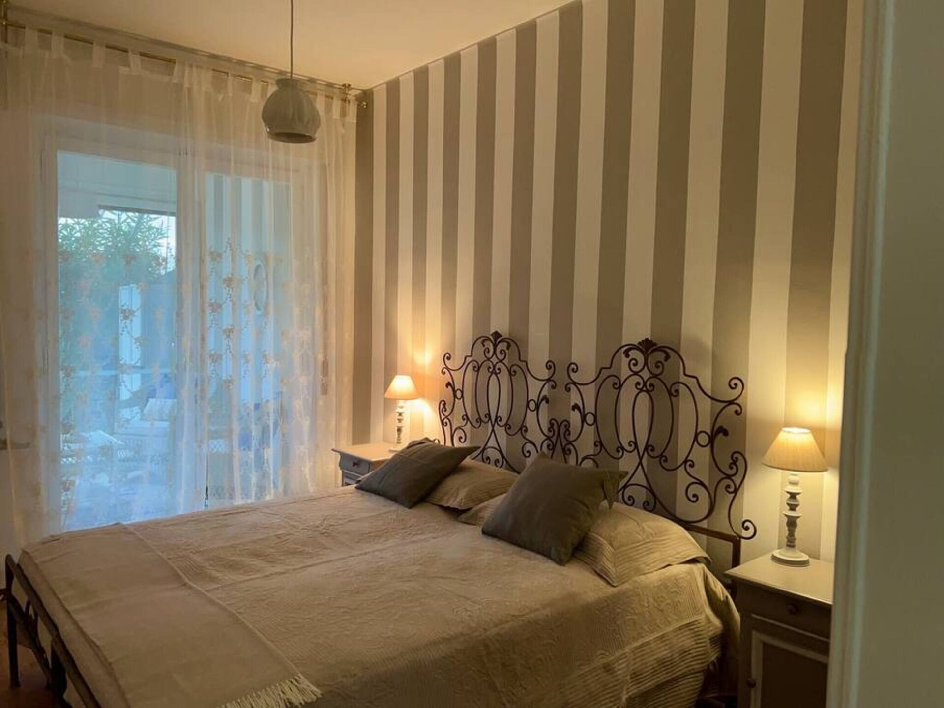 Licht appartement met veranda en zeezicht in Sanremo - foto 11