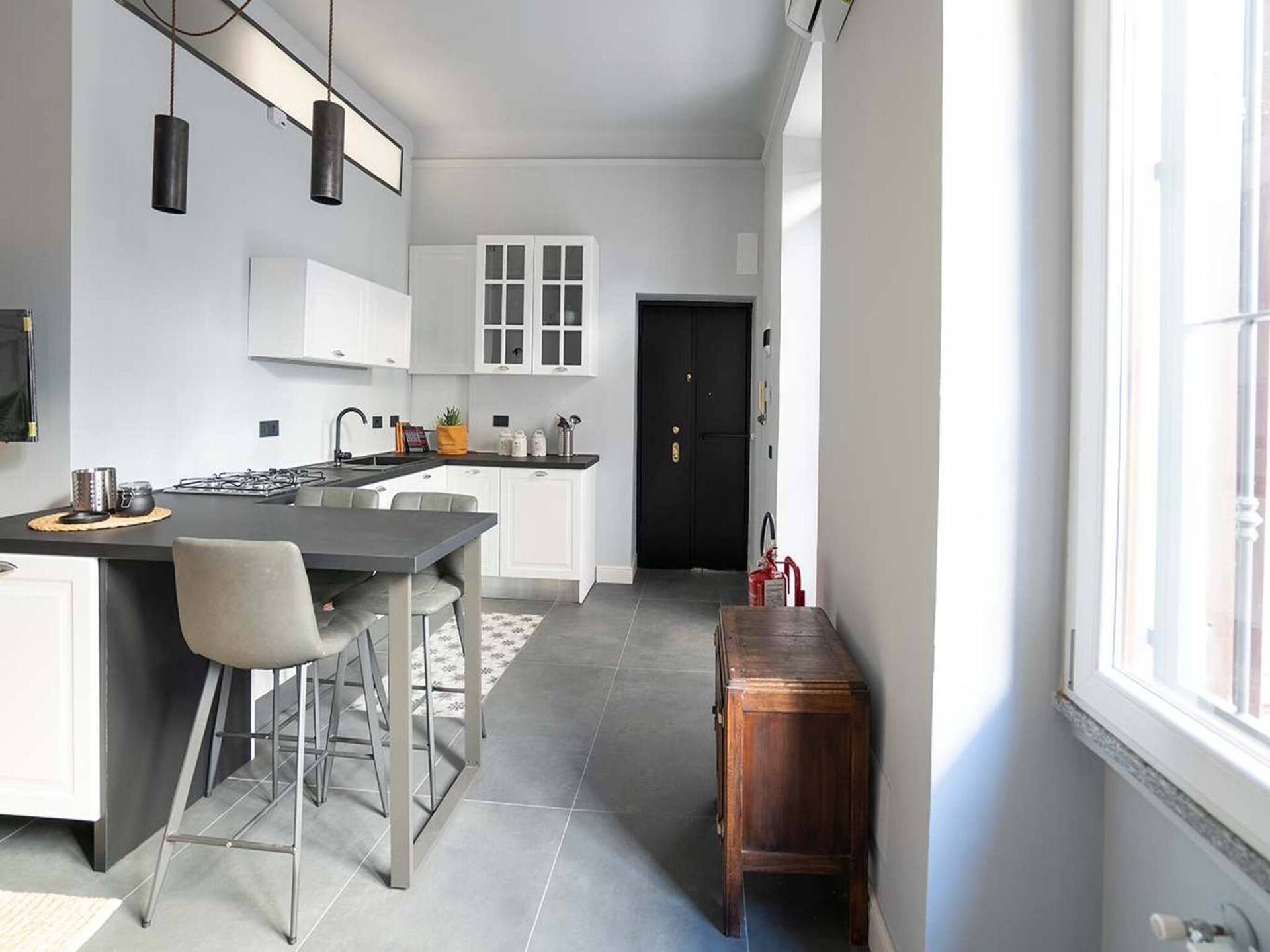 Licht appartement in Milaan, 2 personen, nabij Argonne - foto 12