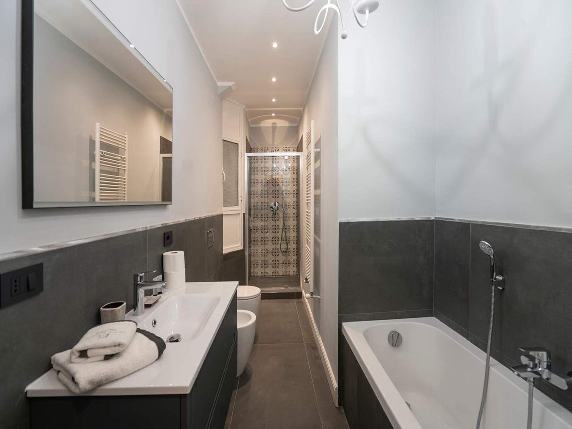 Licht appartement in Milaan, 2 personen, nabij Argonne - foto 22