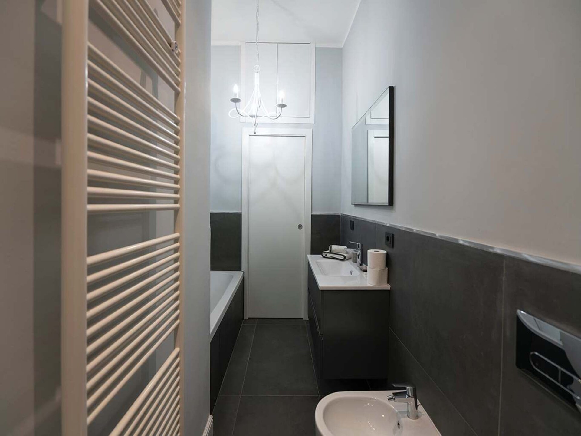 Licht appartement in Milaan, 2 personen, nabij Argonne - foto 23